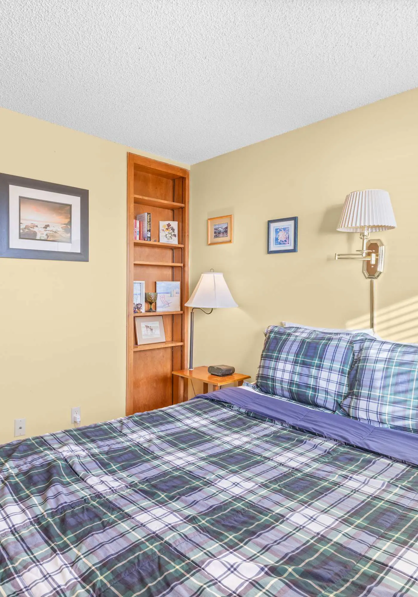 Impressive oceanfront home with great views dog friendly