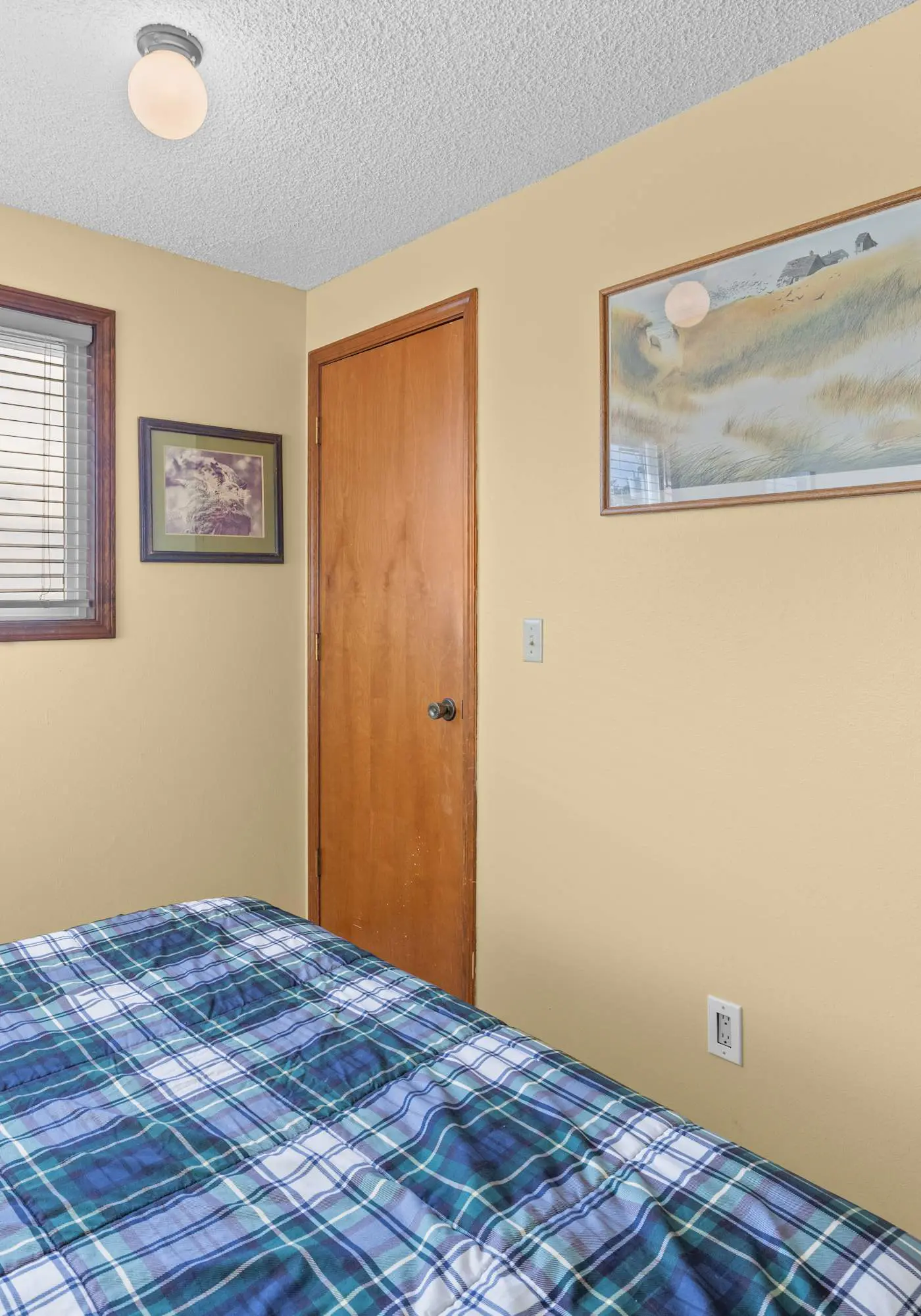 Impressive oceanfront home with great views dog friendly