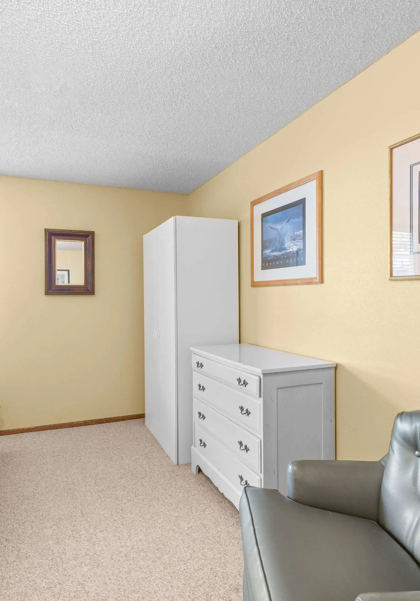 Impressive oceanfront home with great views dog friendly