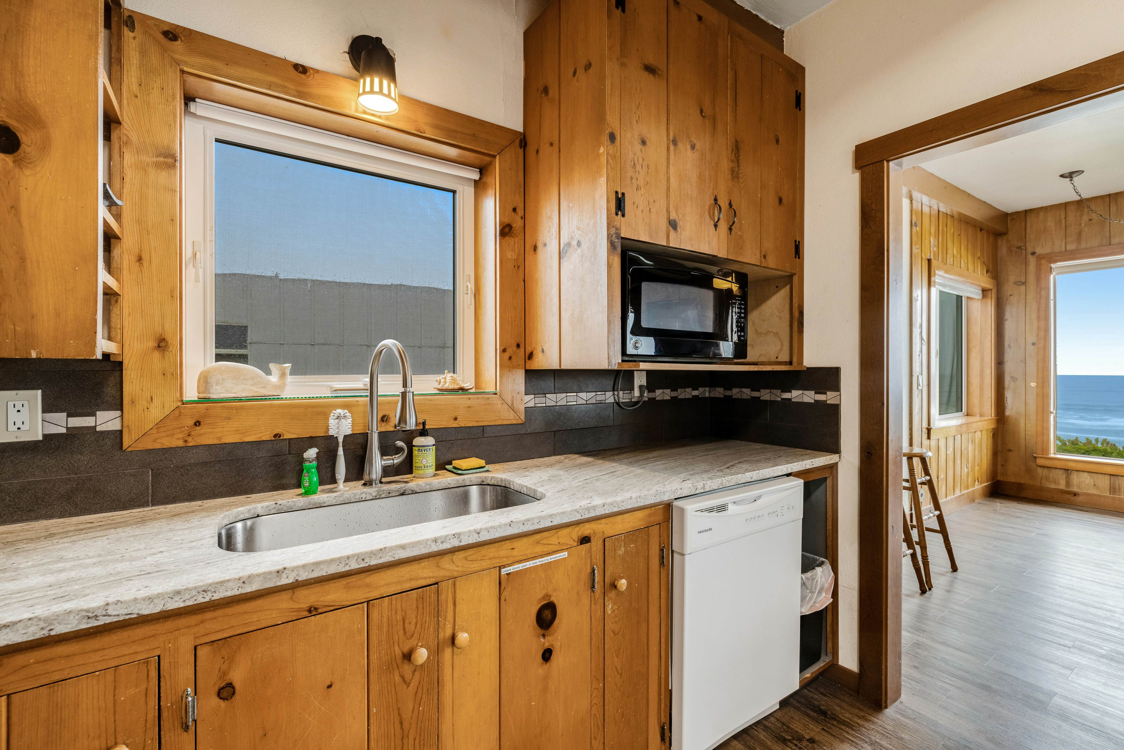 Charming Oceanfront House with Gorgeous Water Views & Beach Access