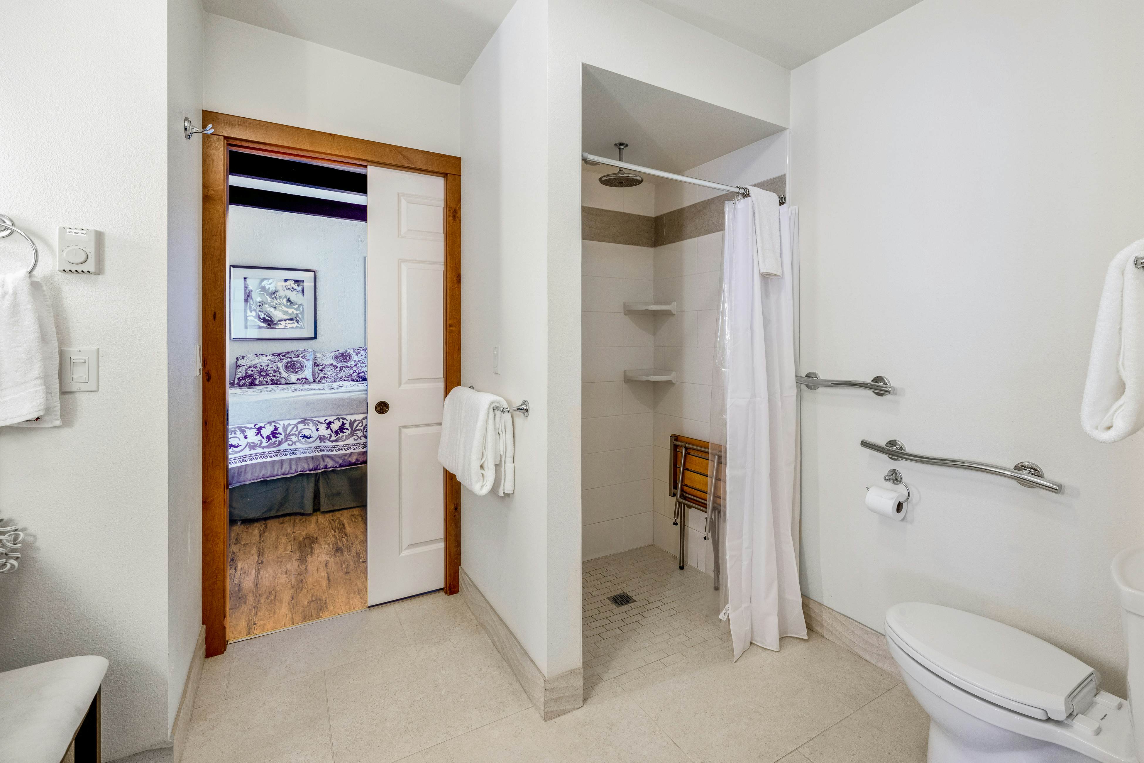 Charming Oceanfront House with Gorgeous Water Views & Beach Access