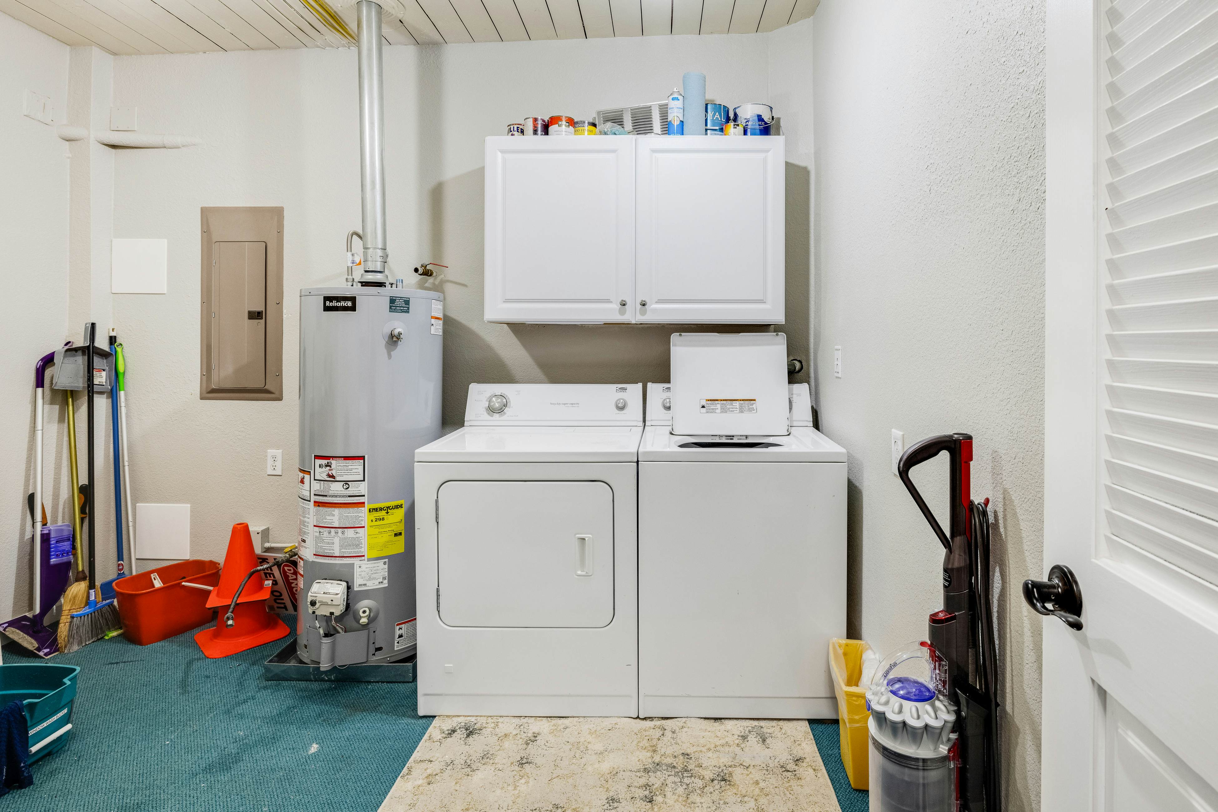 Charming Oceanfront House with Gorgeous Water Views & Beach Access