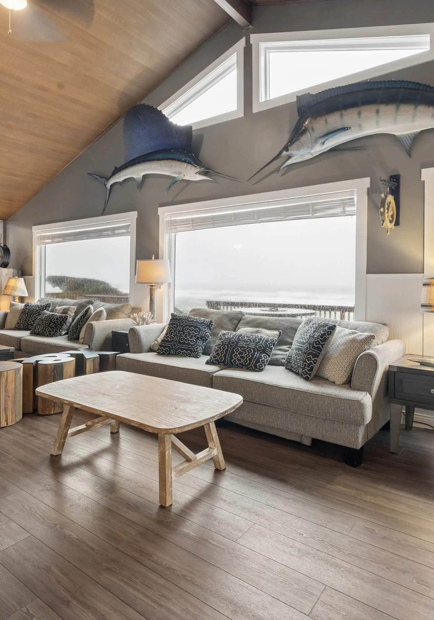Oceanfront dog friendly house with deck private hot tub and stunning views