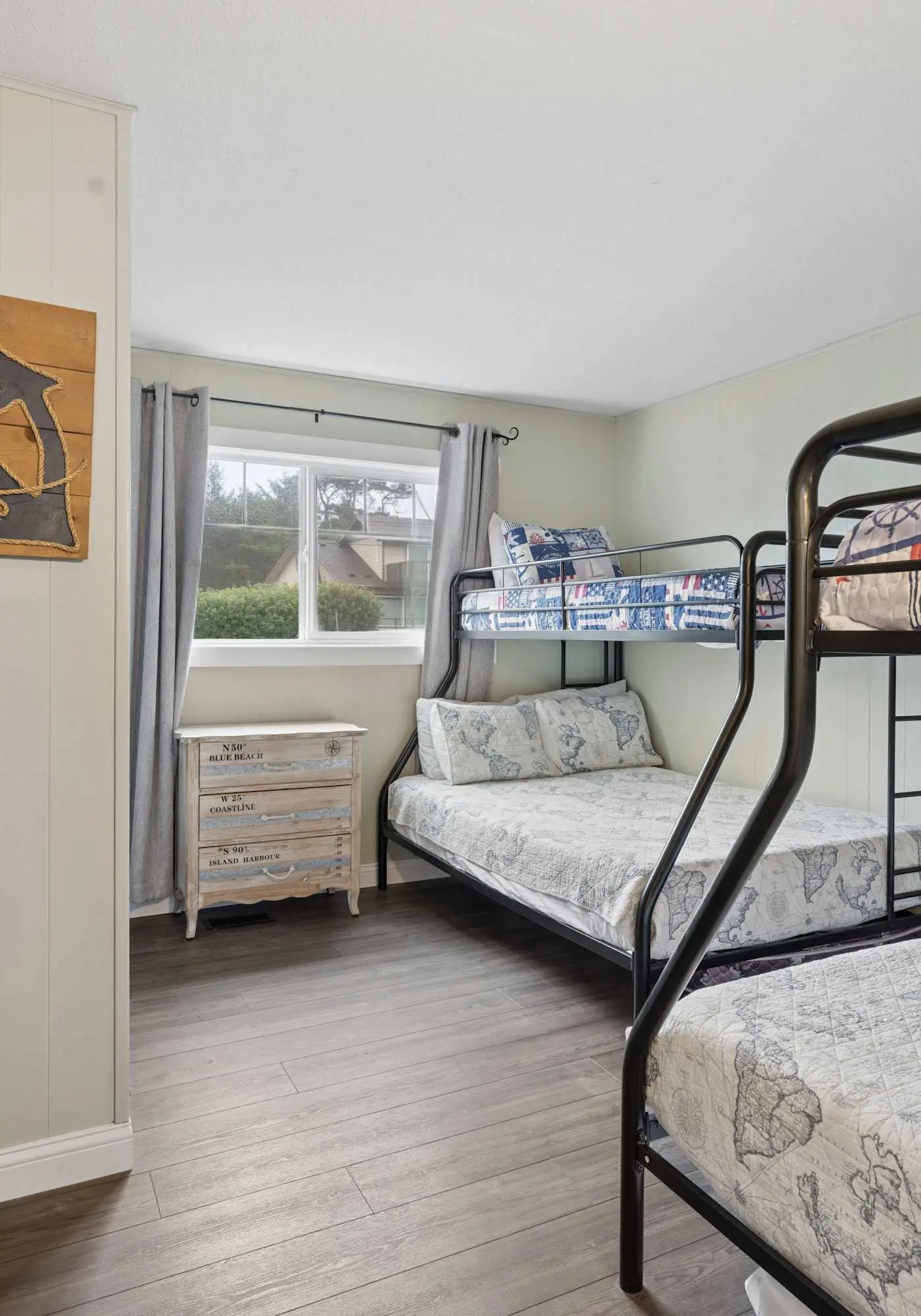 Oceanfront dog friendly house with deck private hot tub and stunning views
