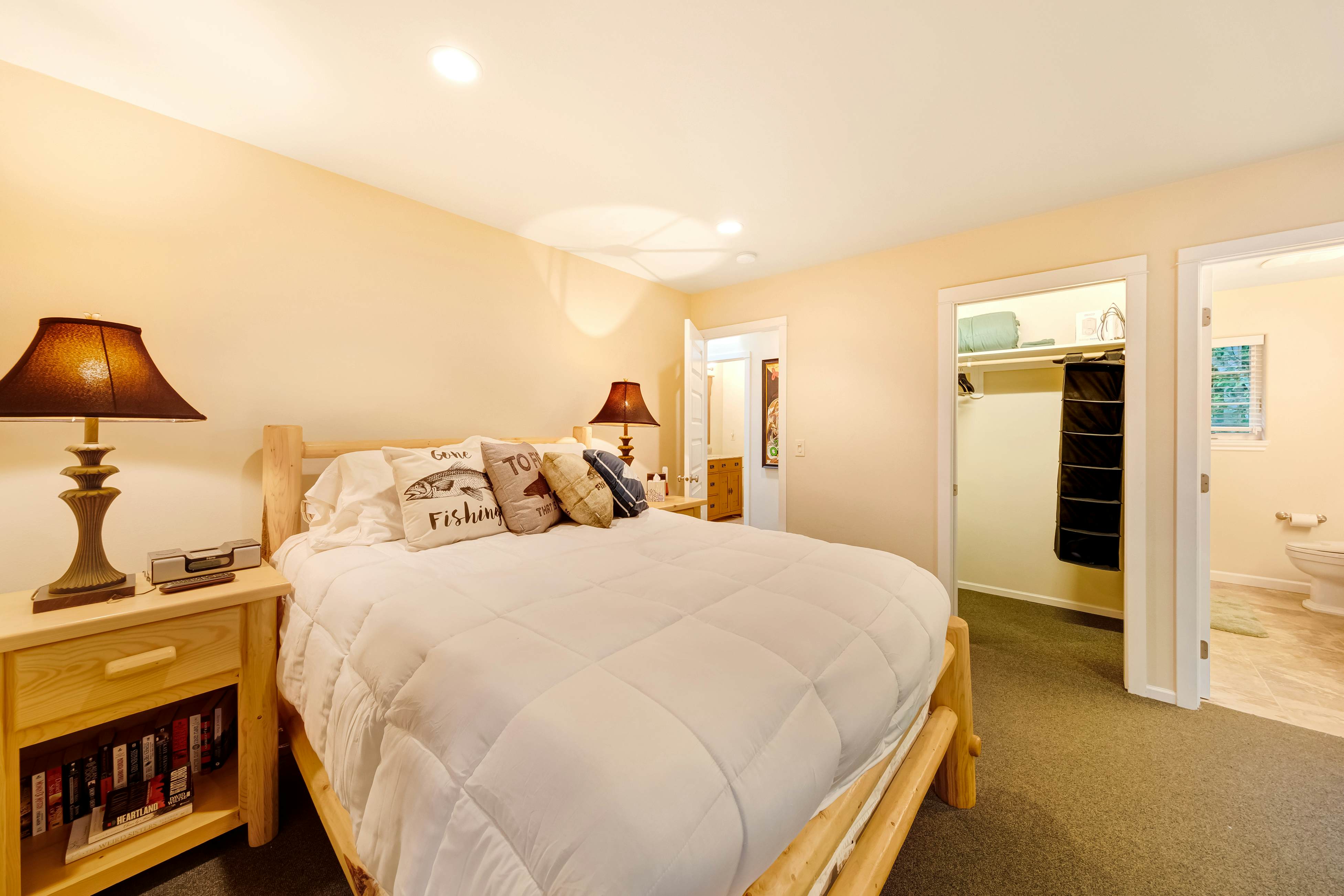 Dog-friendly home w/ enclosed yard, game room, private hot tub - near the beach