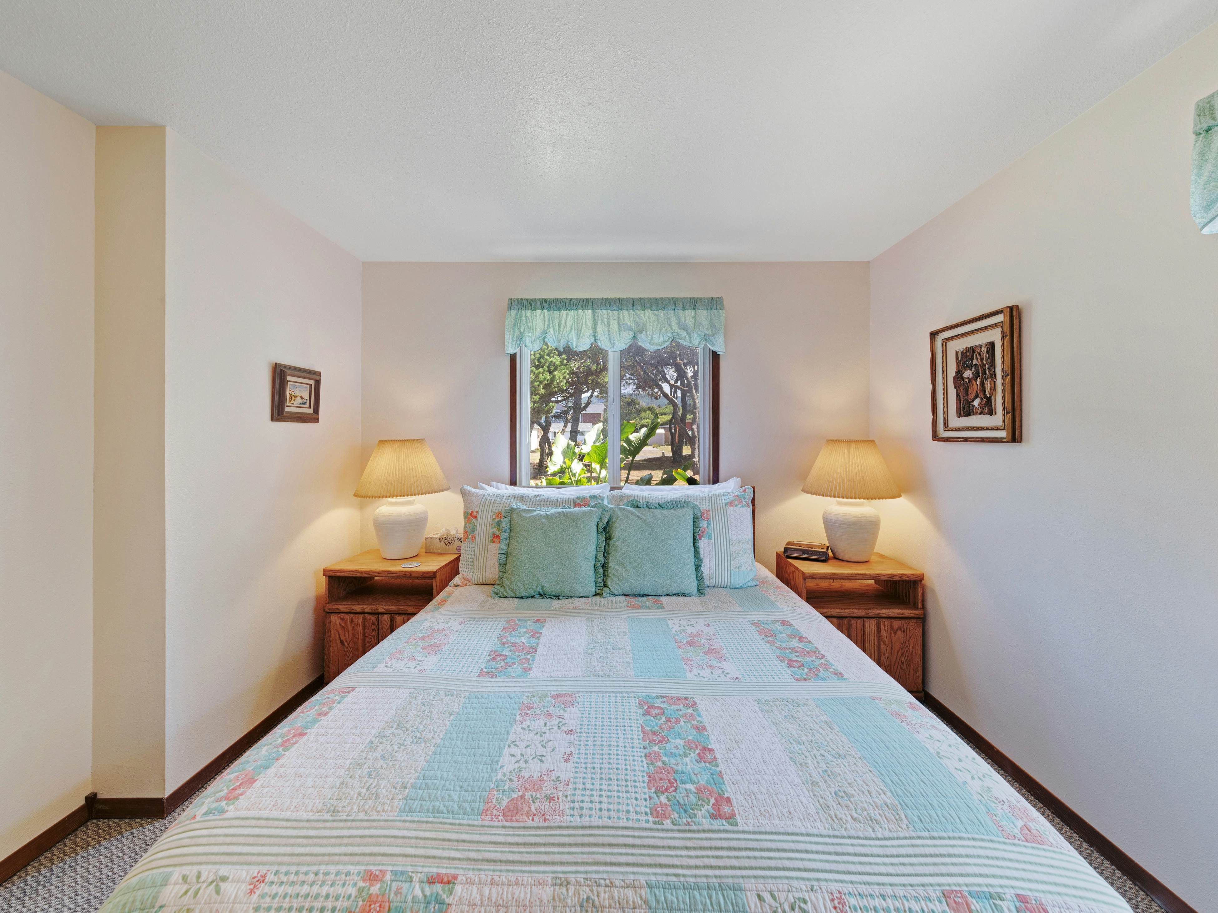 Charming, Oceanfront Home w/ Nearby Beach Access & Amazing Ocean Views