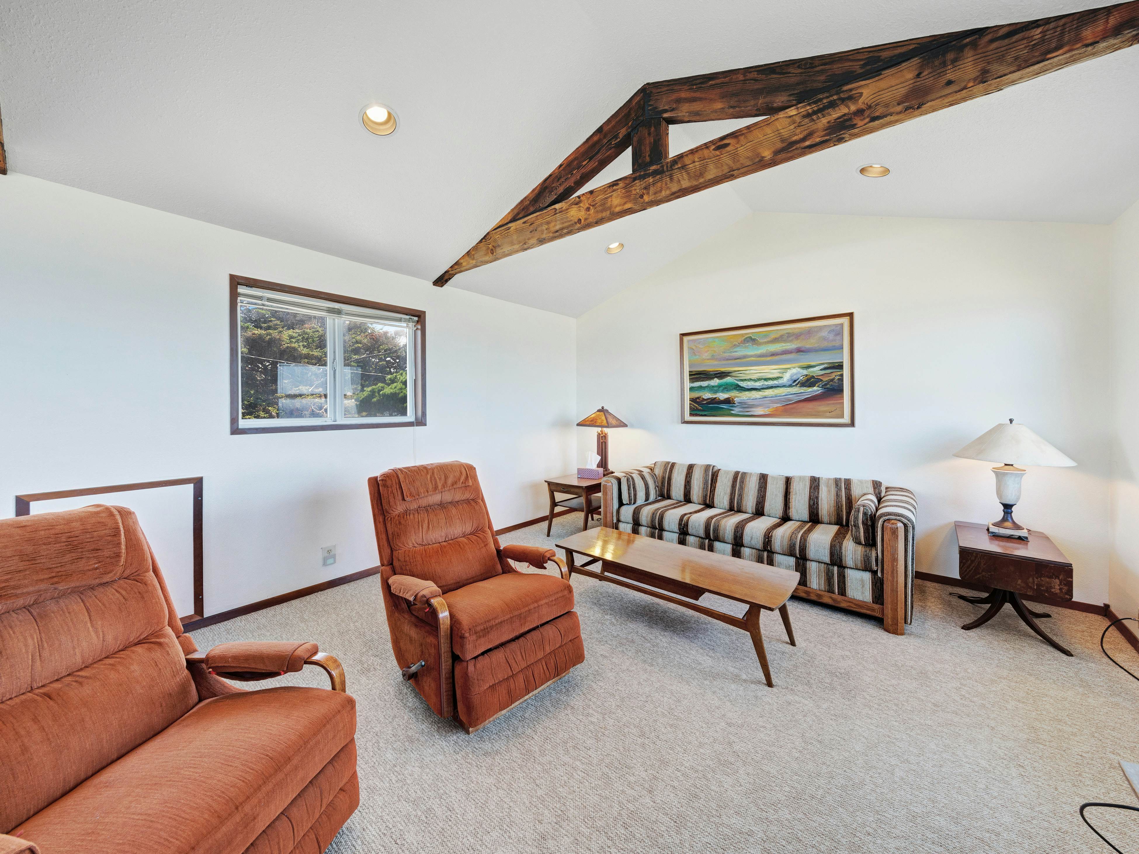 Charming, Oceanfront Home w/ Nearby Beach Access & Amazing Ocean Views