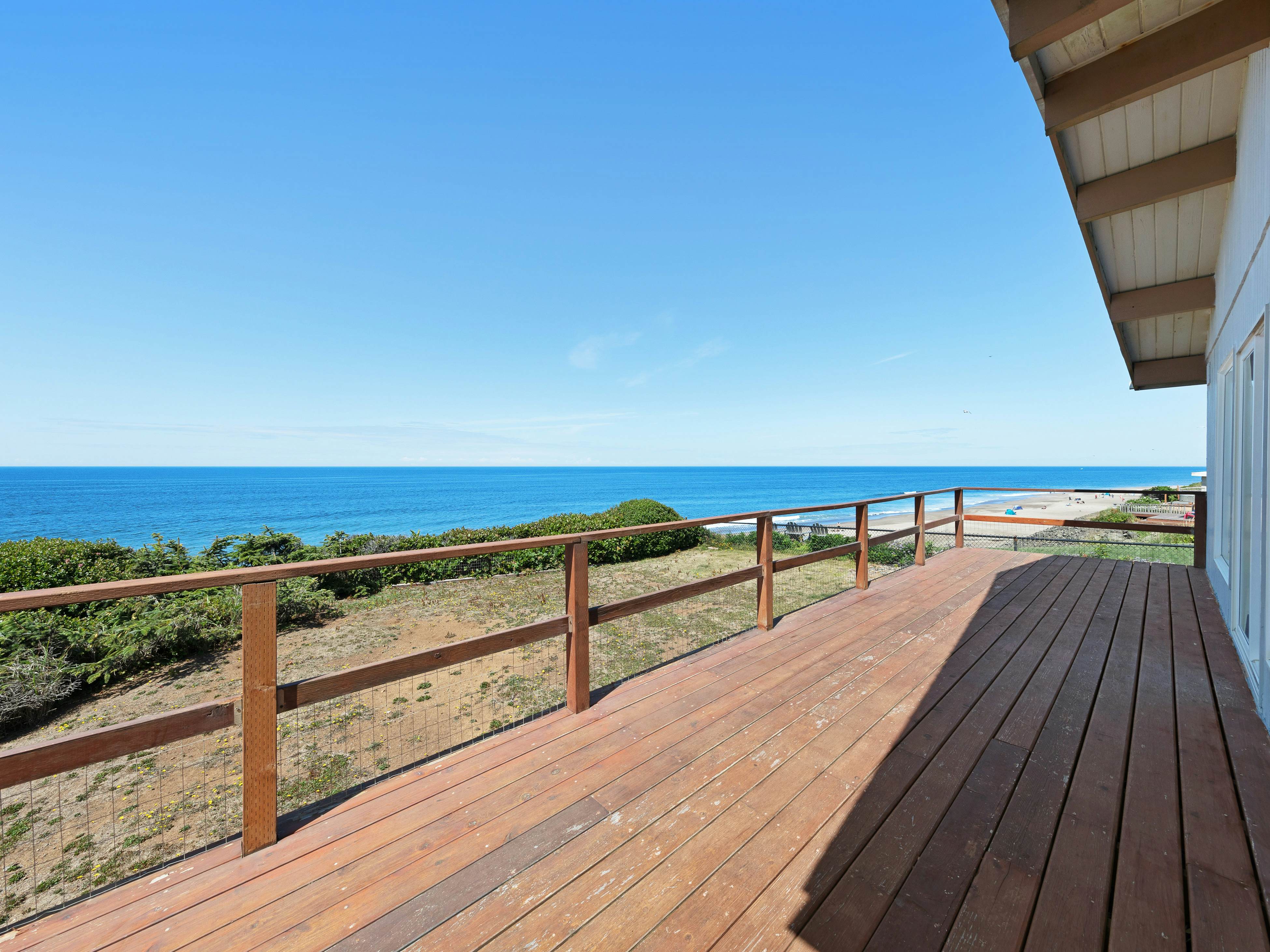 Charming, Oceanfront Home w/ Nearby Beach Access & Amazing Ocean Views