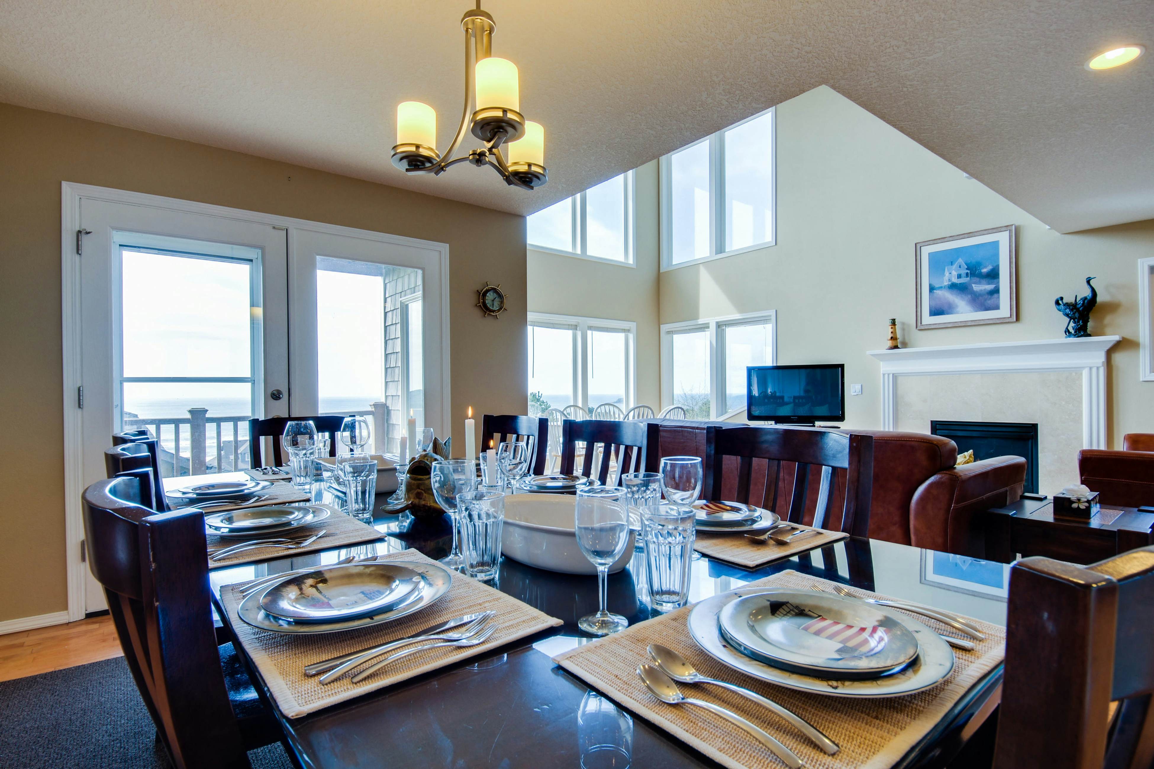 Sunlit home with gorgeous ocean views big decks and hot tub