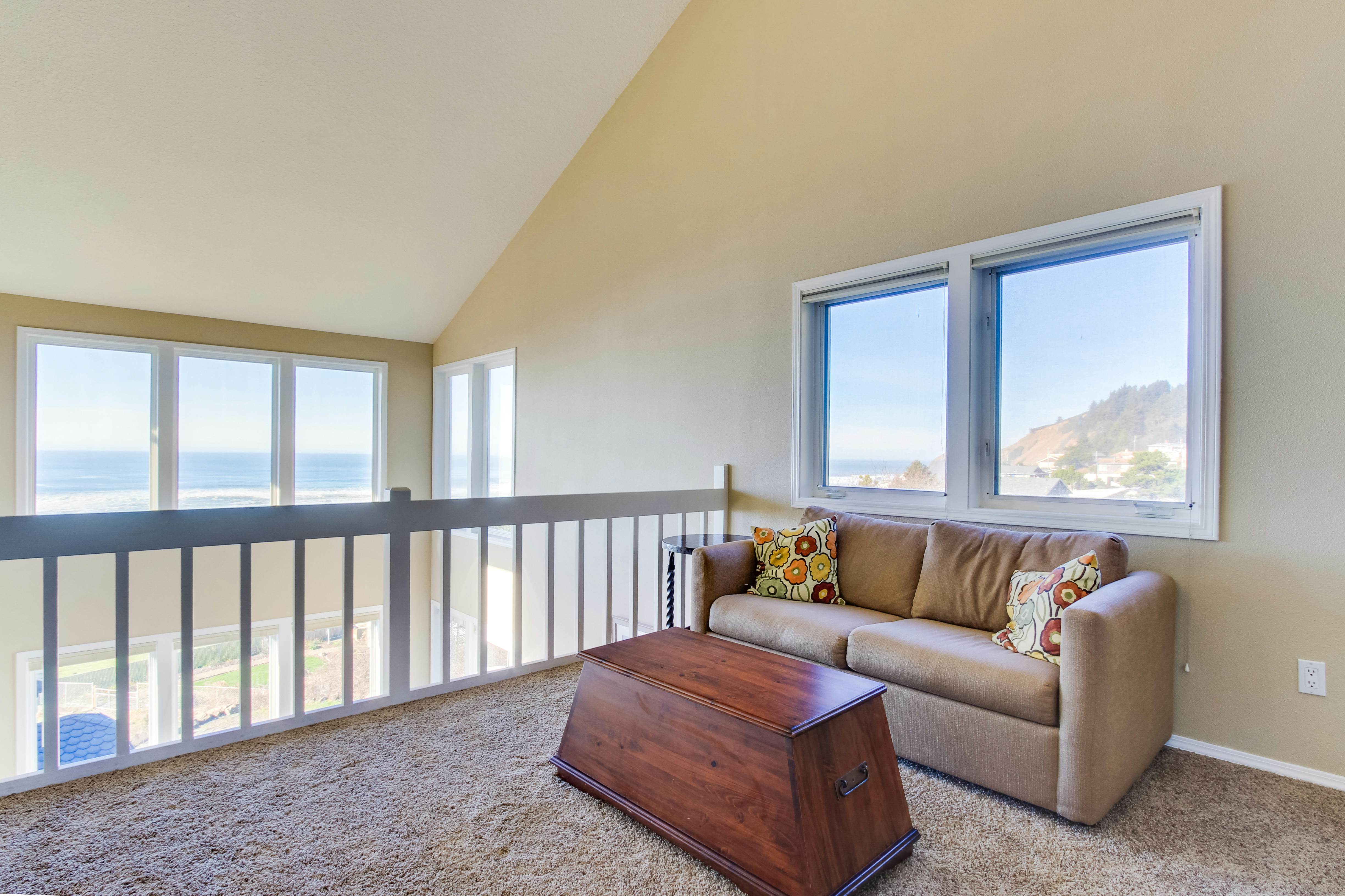 Sunlit home with gorgeous ocean views big decks and hot tub