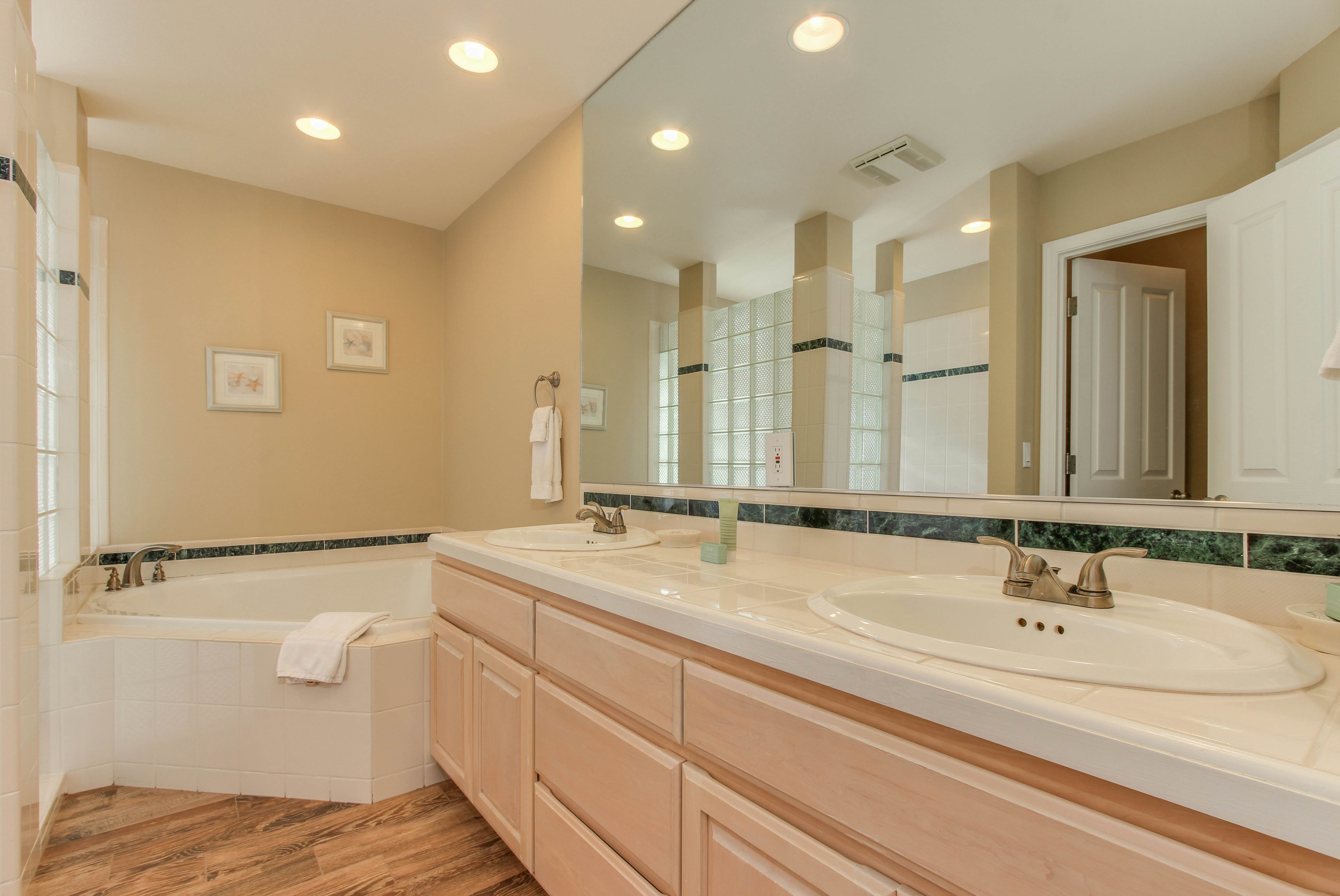 Sunlit home with gorgeous ocean views big decks and hot tub