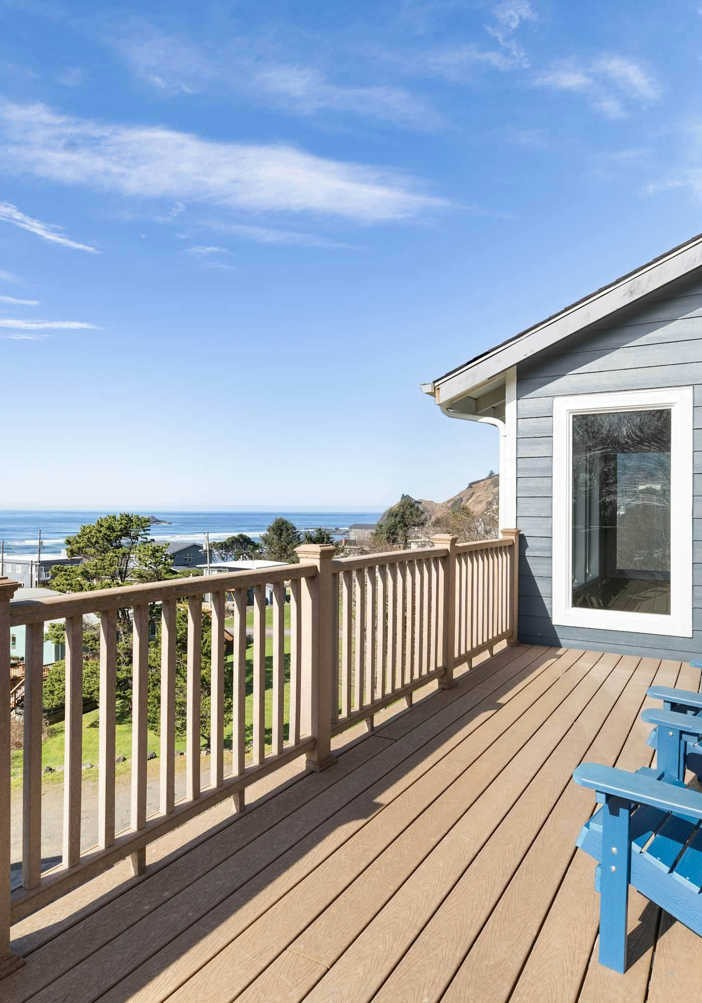 Sunlit home with gorgeous ocean views big decks and hot tub