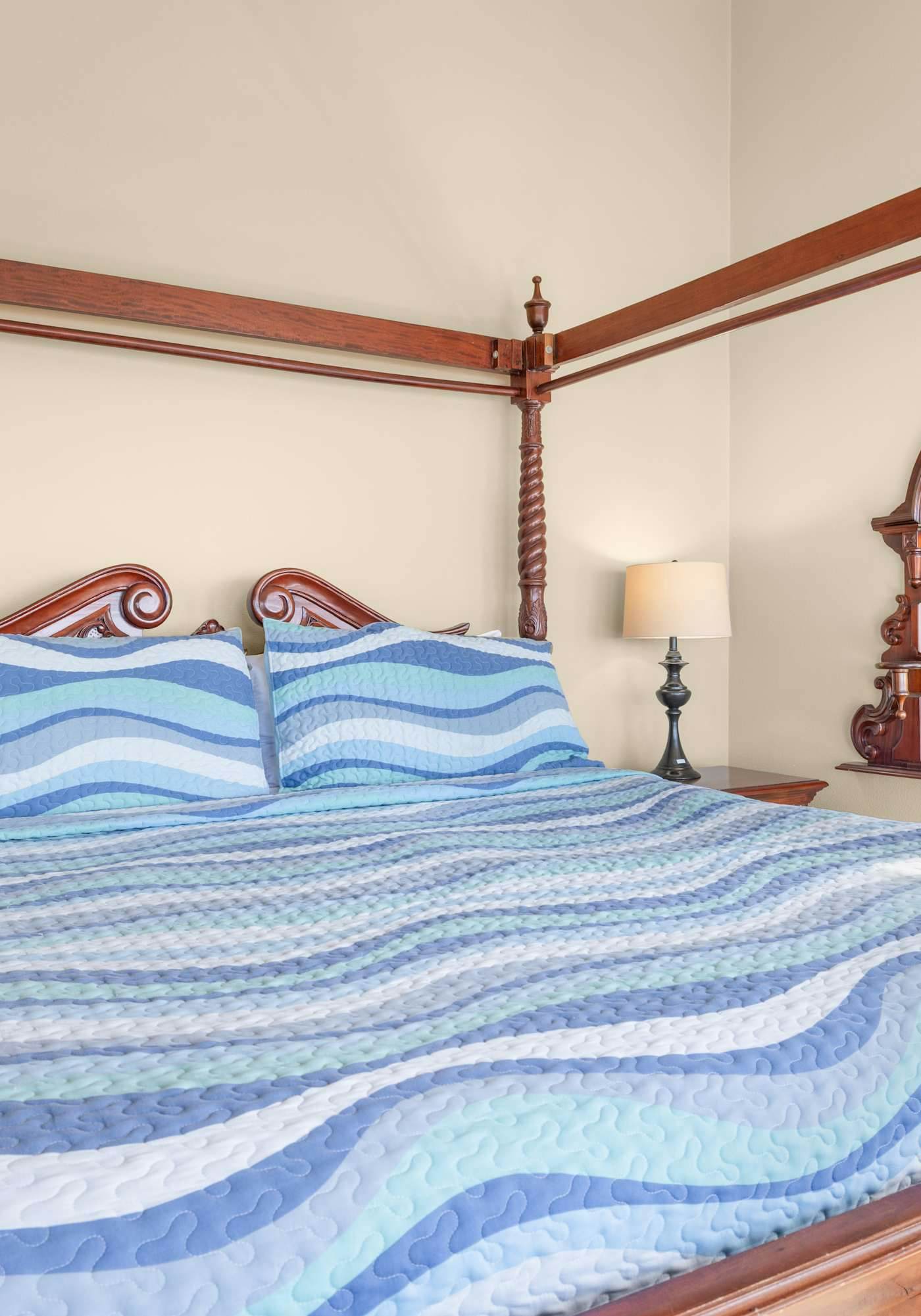 Sunlit home with gorgeous ocean views big decks and hot tub