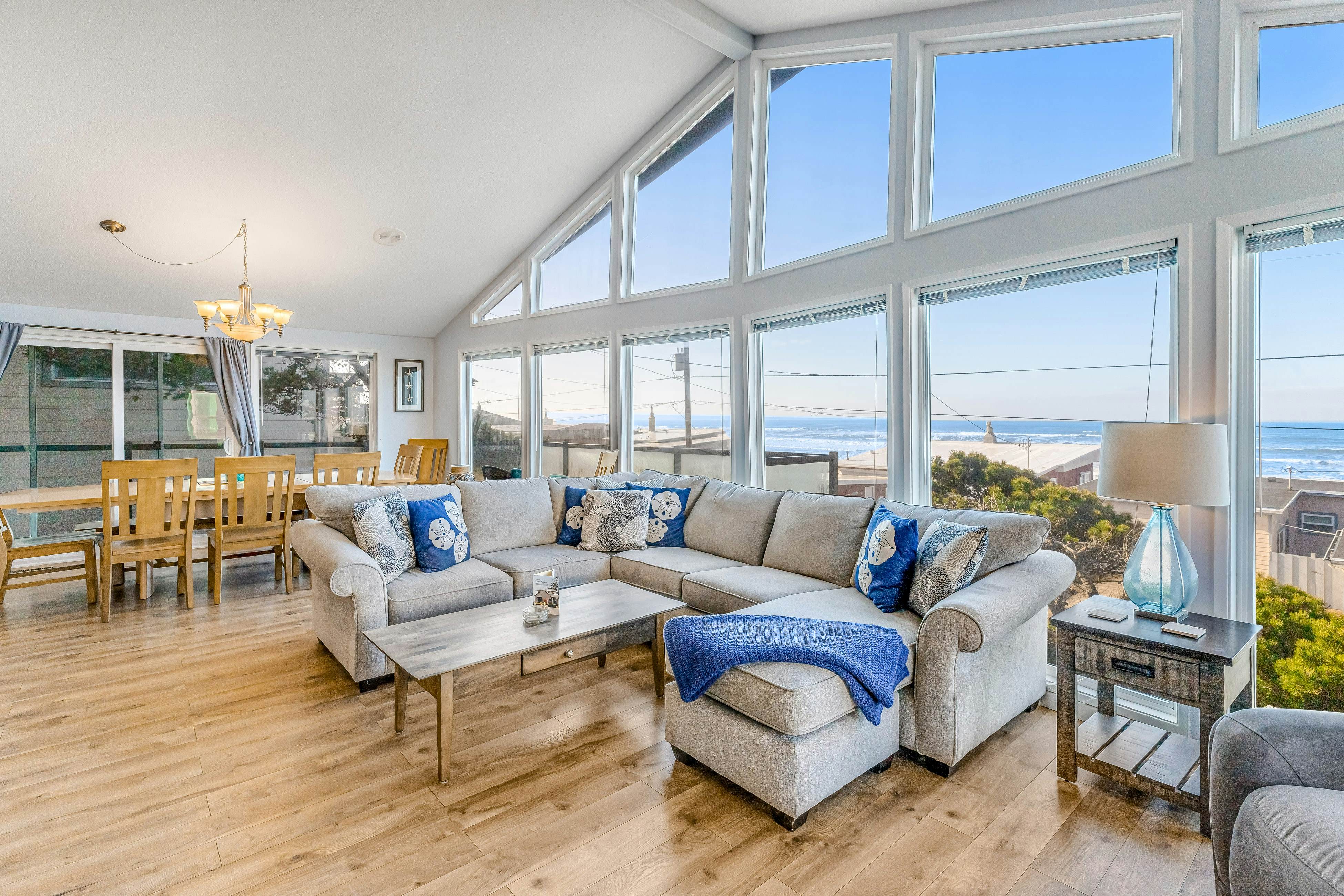 Bright home with stunning ocean views private hot tub and nearby beach access