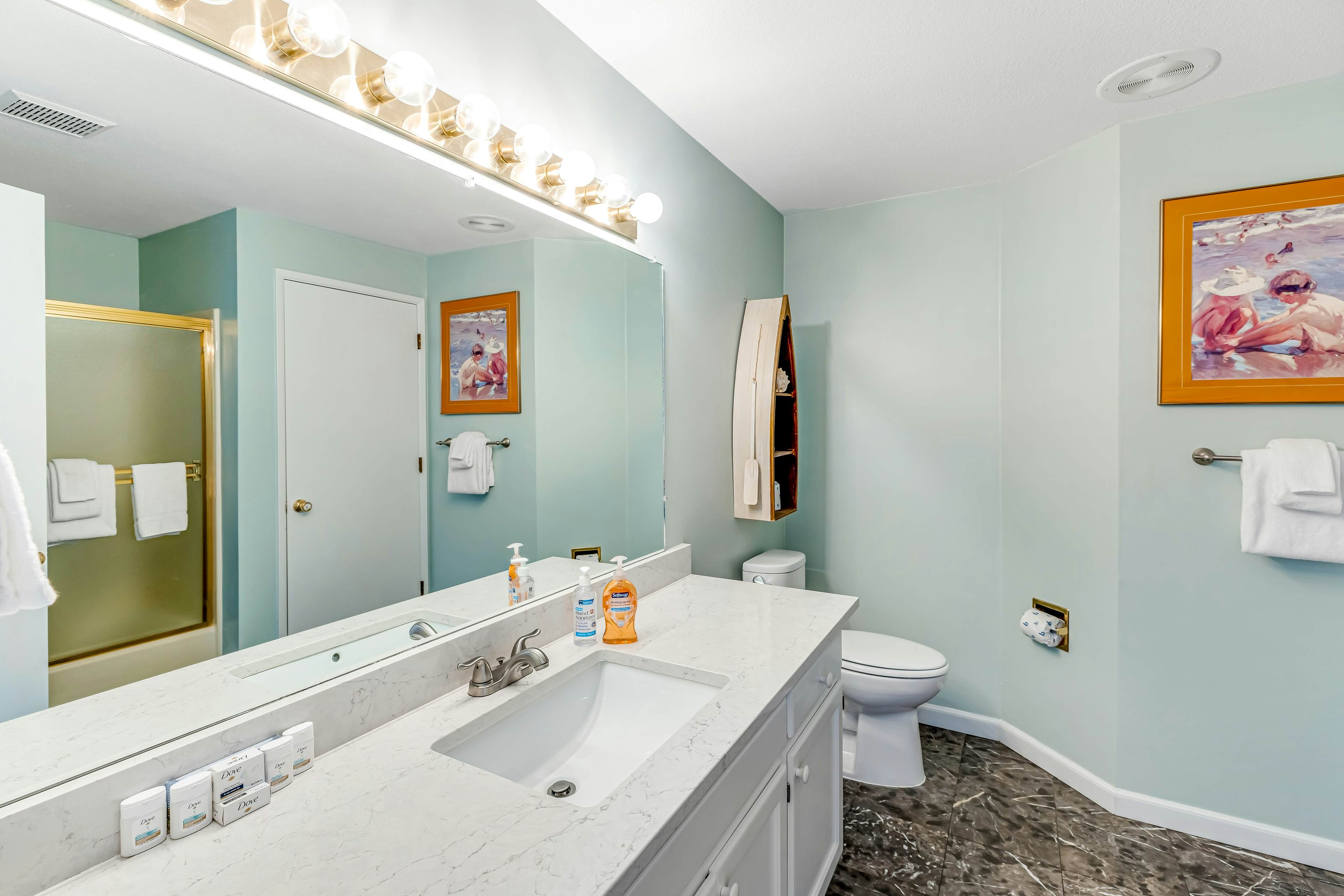 Bright home with stunning ocean views private hot tub and nearby beach access