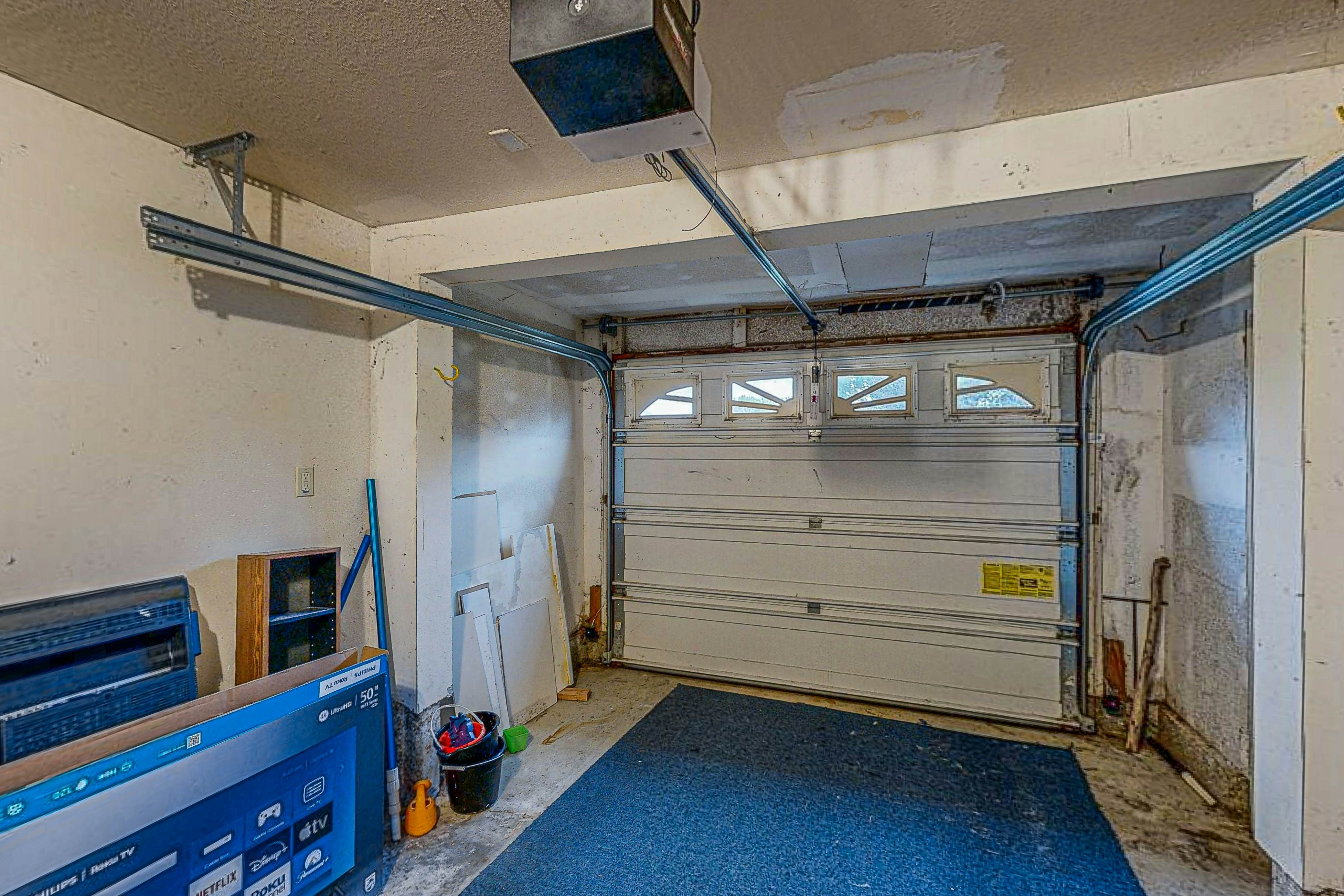 Cozy house close to beach - hot tub & ocean views