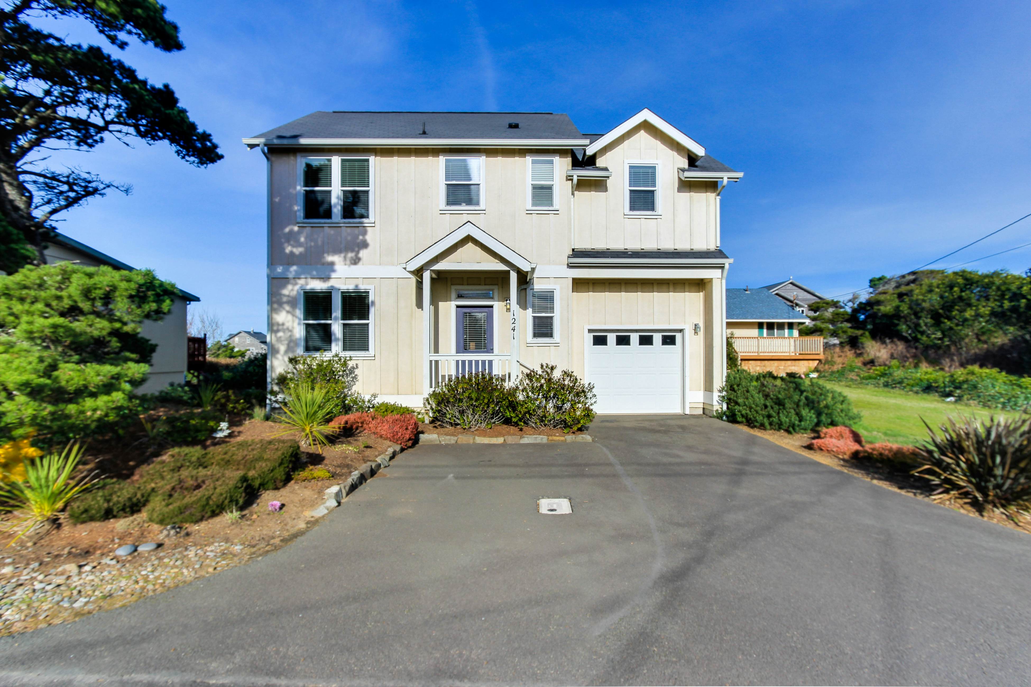 Dog-Friendly Home with Private Hot Tub & Ocean Views - Walk to the Beach