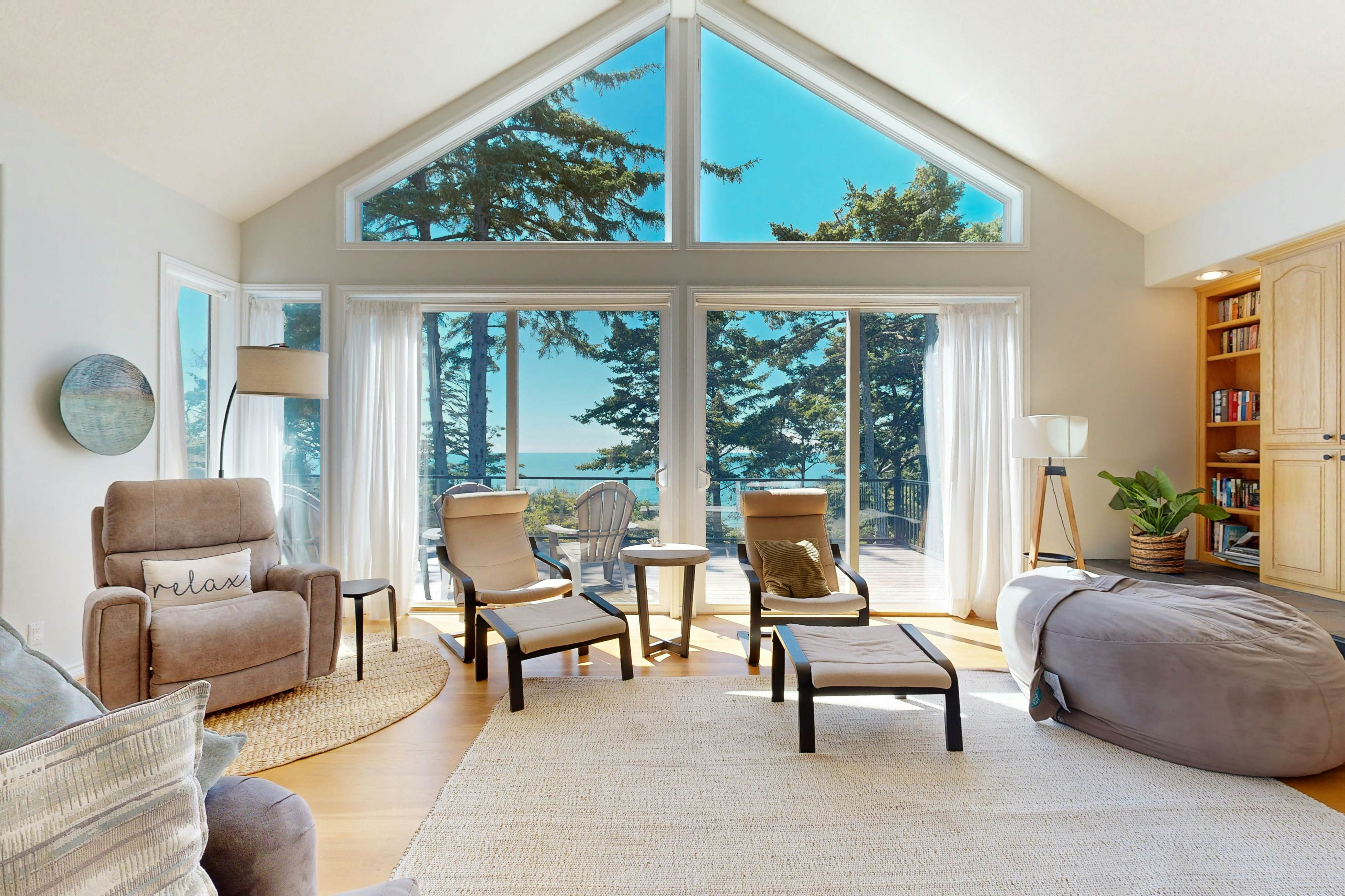 Idyllic Cape retreat with ocean views & private hot tub - walk to state beach