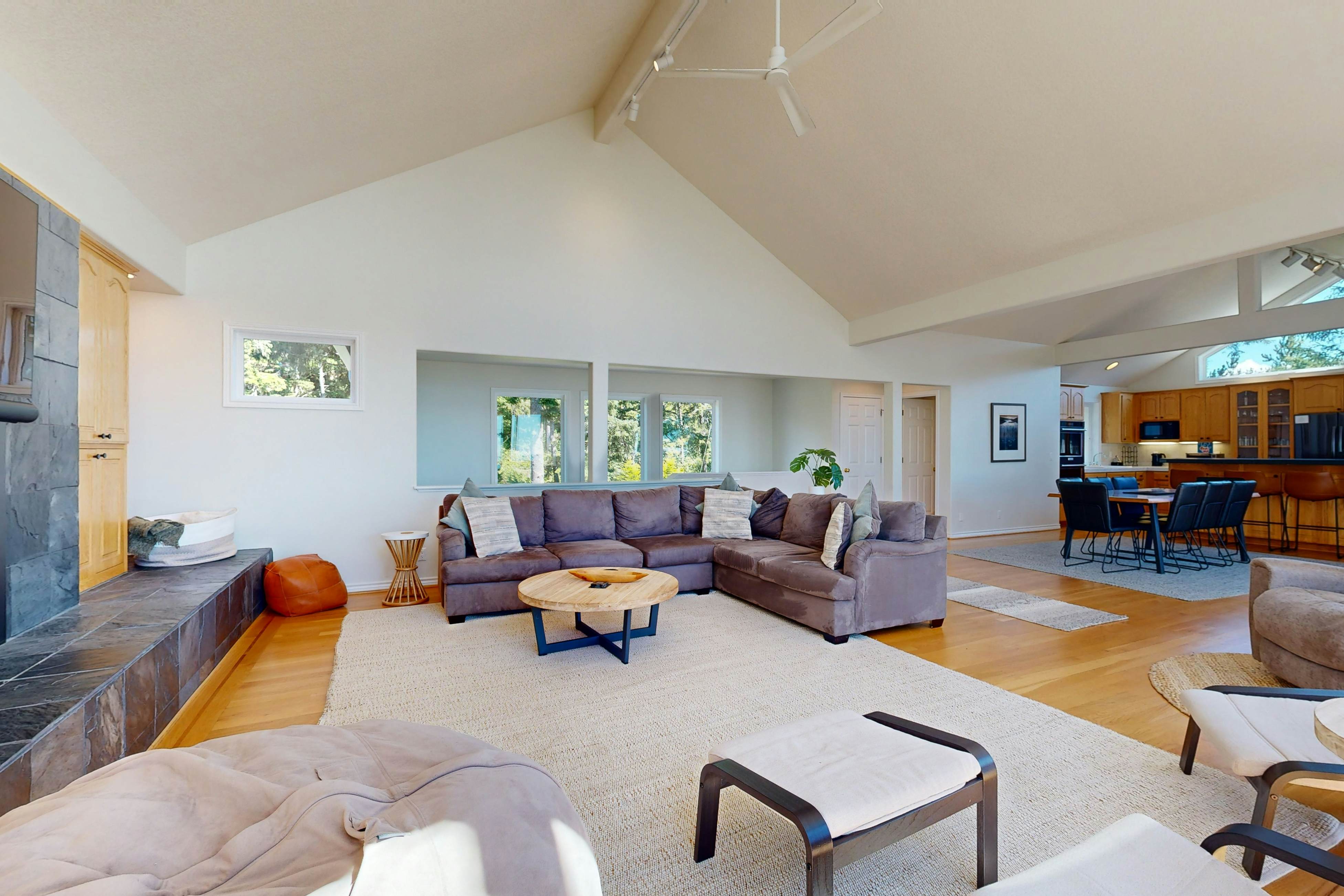 Idyllic Cape retreat with ocean views & private hot tub - walk to state beach