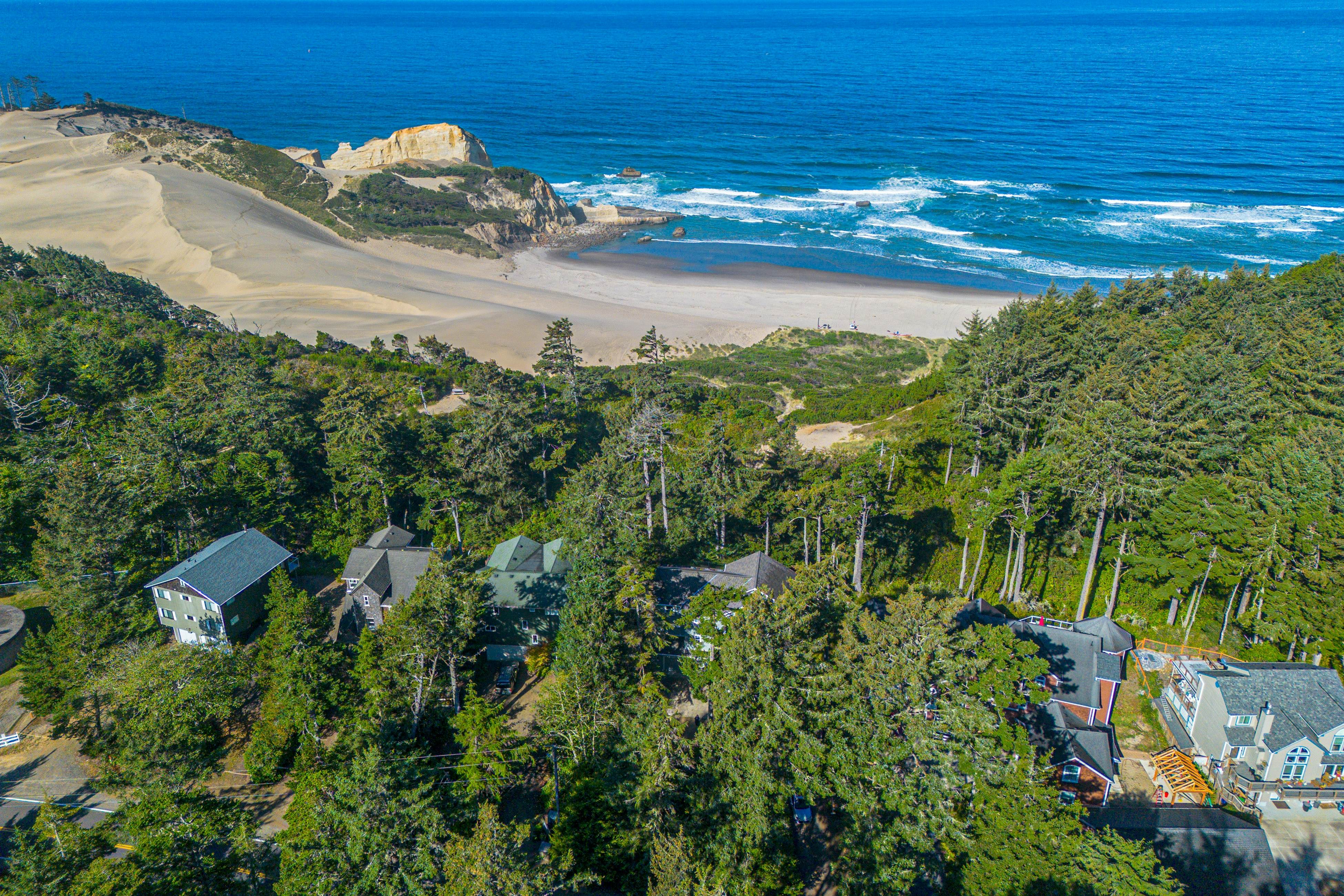 Idyllic Cape retreat with ocean views & private hot tub - walk to state beach