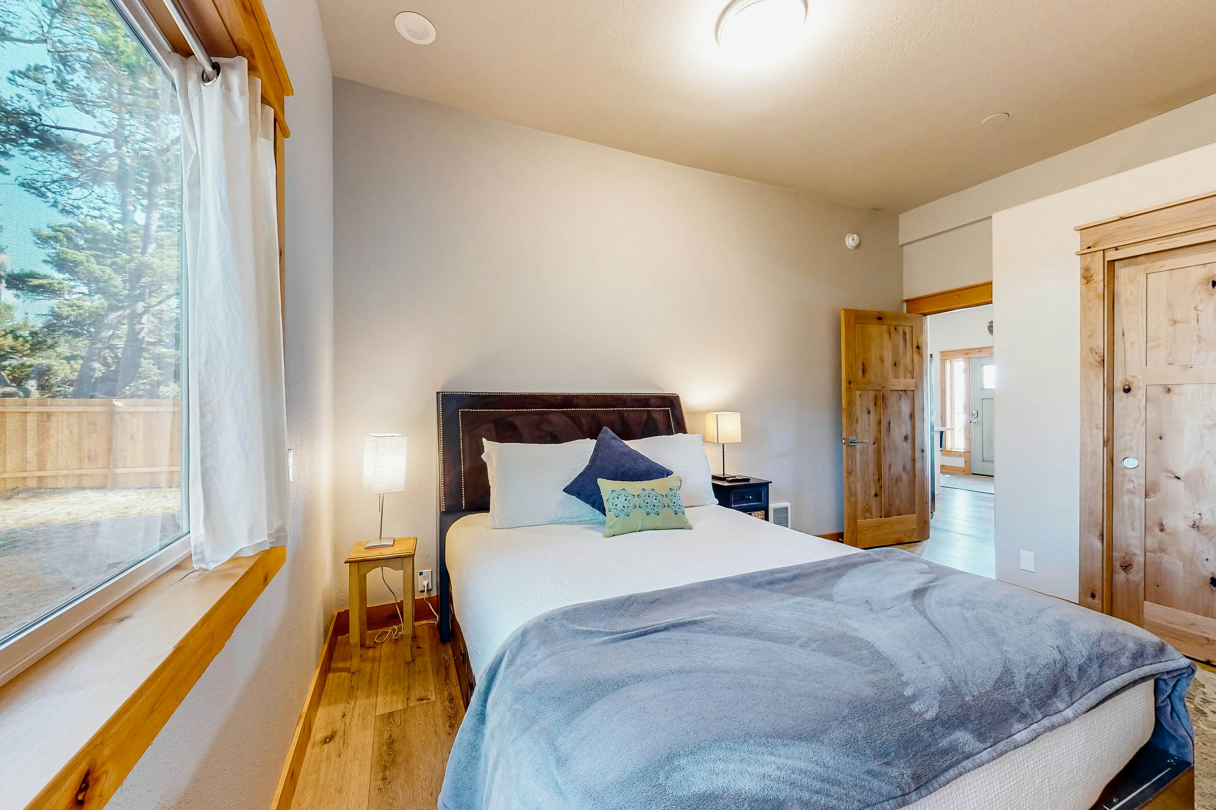 Costal Home a block from the beach with two-story deck, firepit, large yard