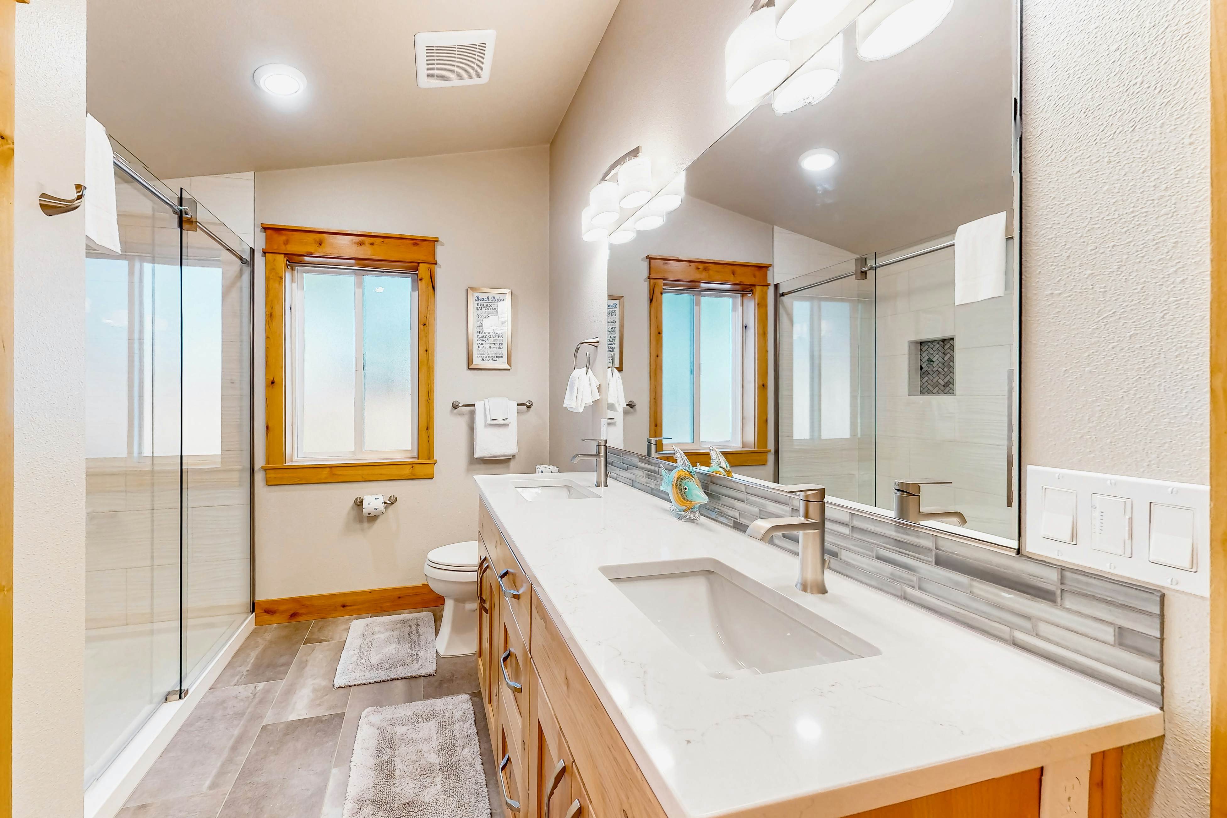 Costal Home a block from the beach with two-story deck, firepit, large yard