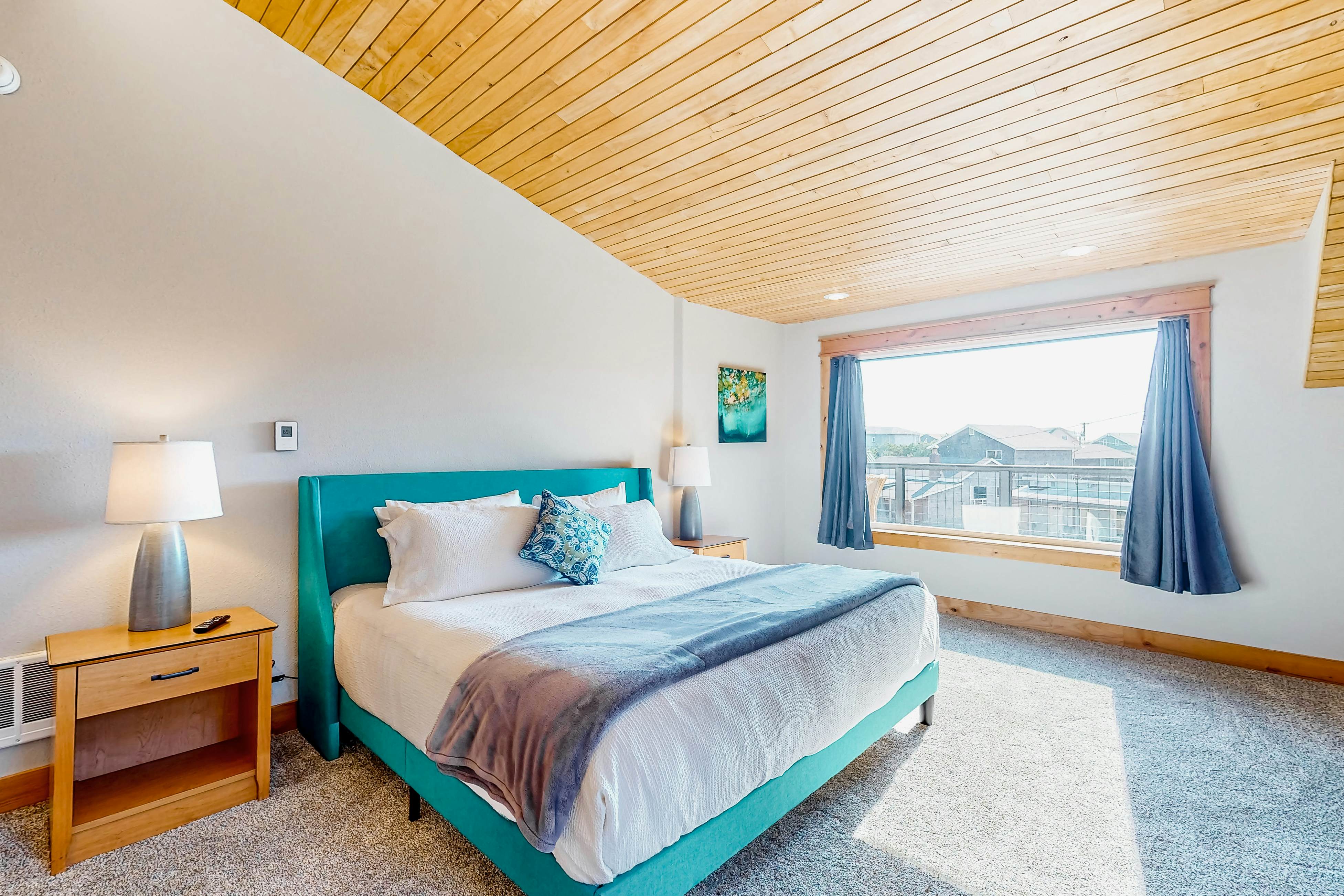 Costal Home a block from the beach with two-story deck, firepit, large yard