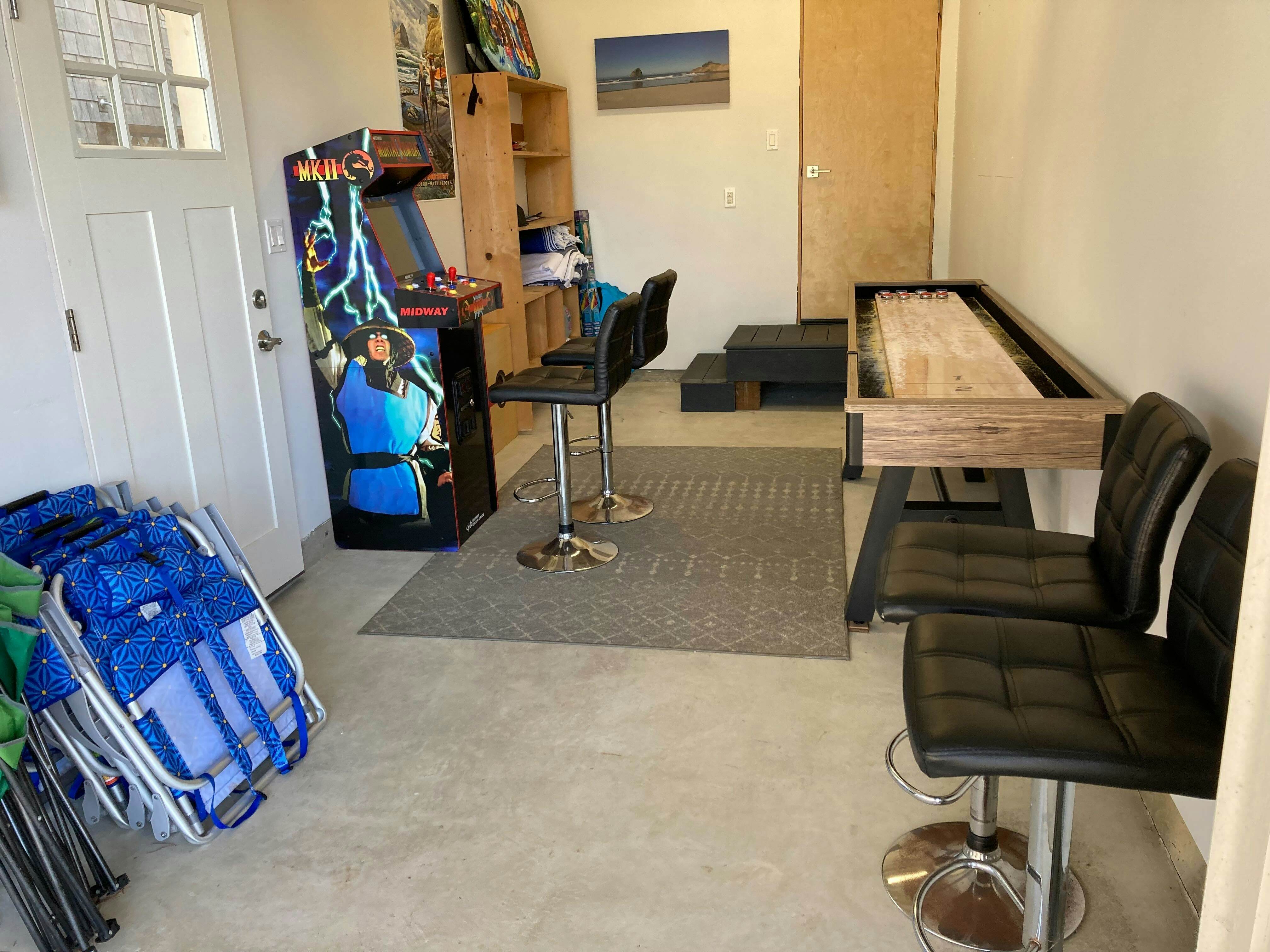 Costal Home a block from the beach with two-story deck, firepit, large yard