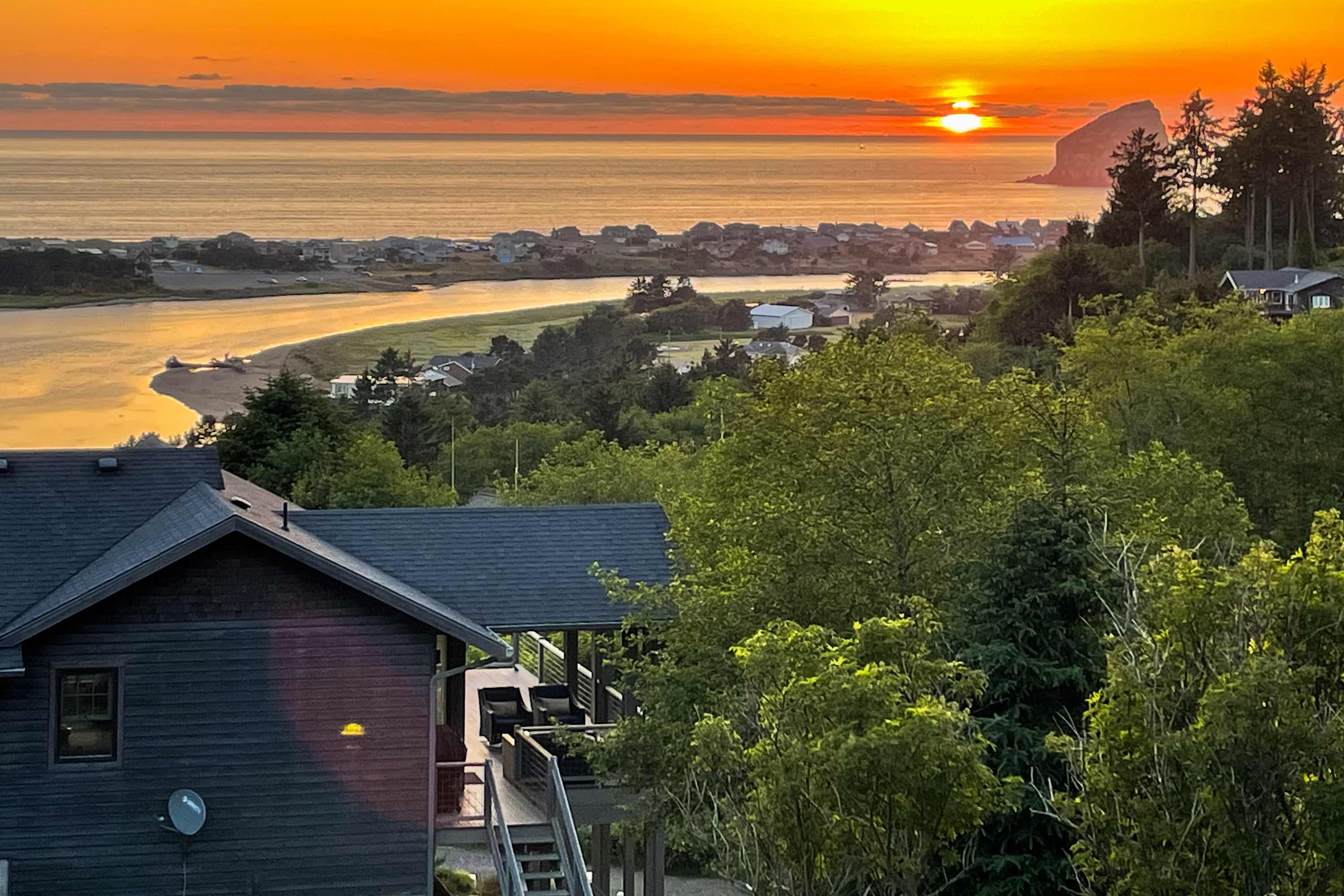 Luxury Coastal Retreat | Wrap Around Deck w/Panoramic Ocean Views