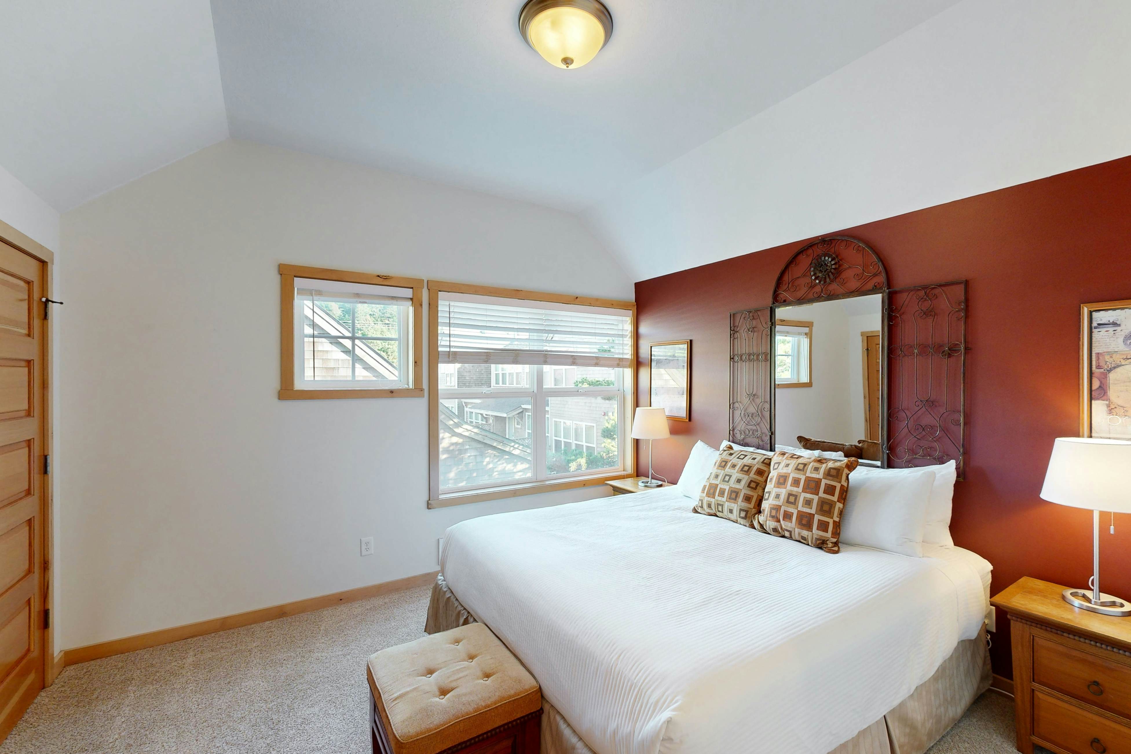 Coastal home walking distance to the beach with outdoor shower & fireplace