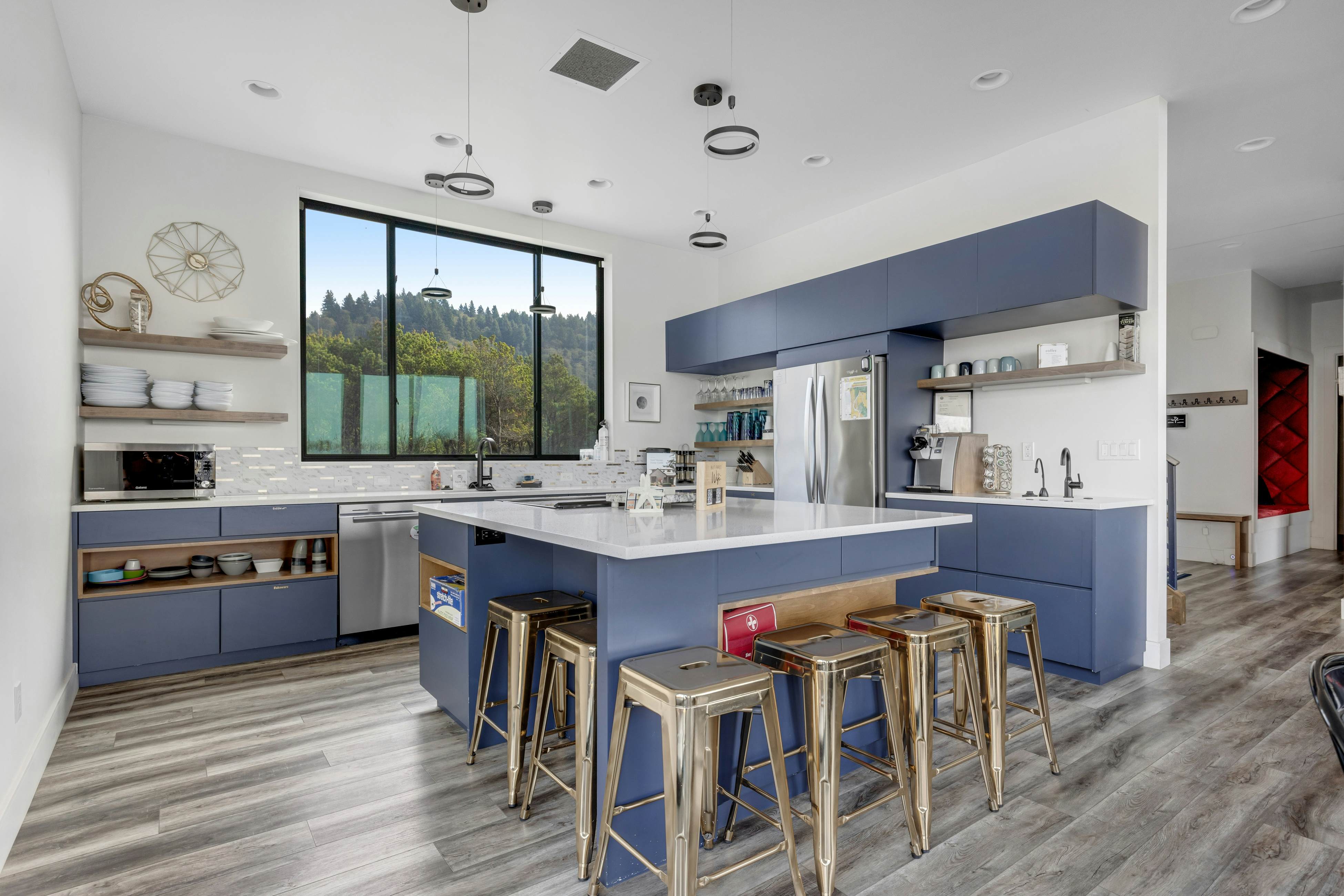 Beachfront designer paradise with amazing ocean view hot tub and shuffleboard