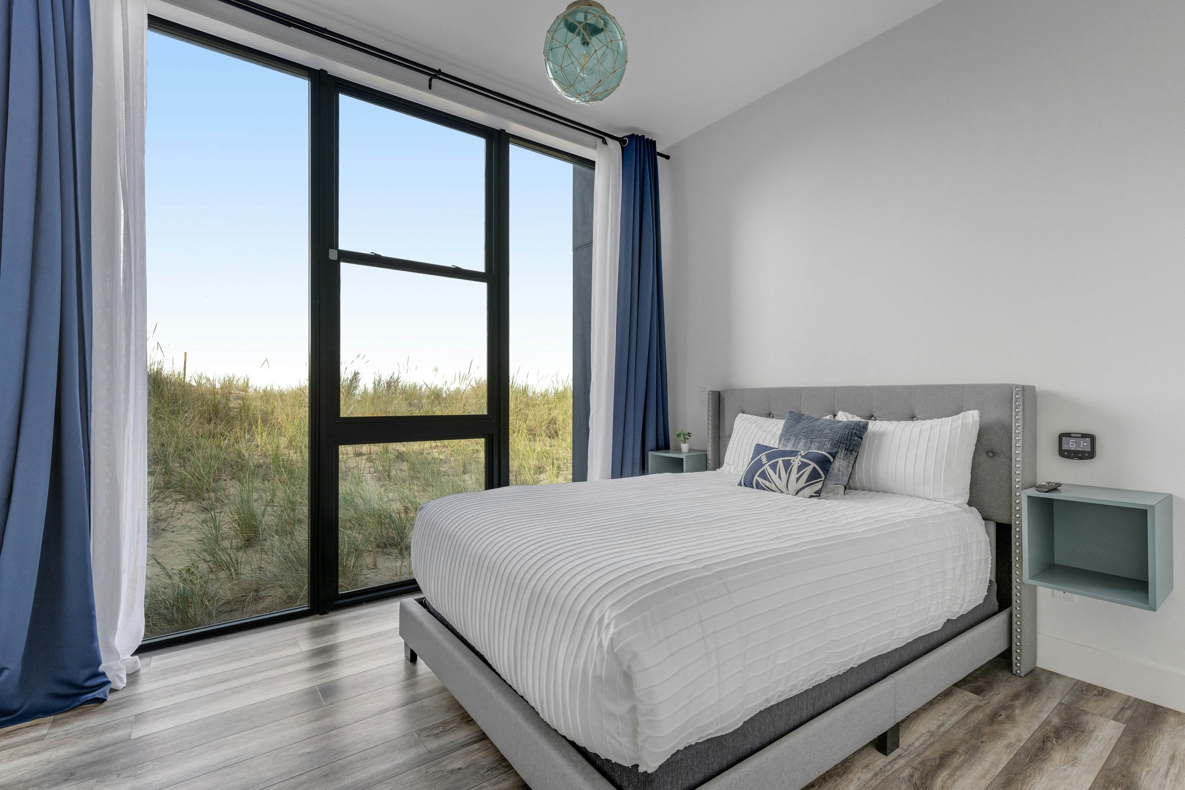 Beachfront designer paradise with amazing ocean view hot tub and shuffleboard