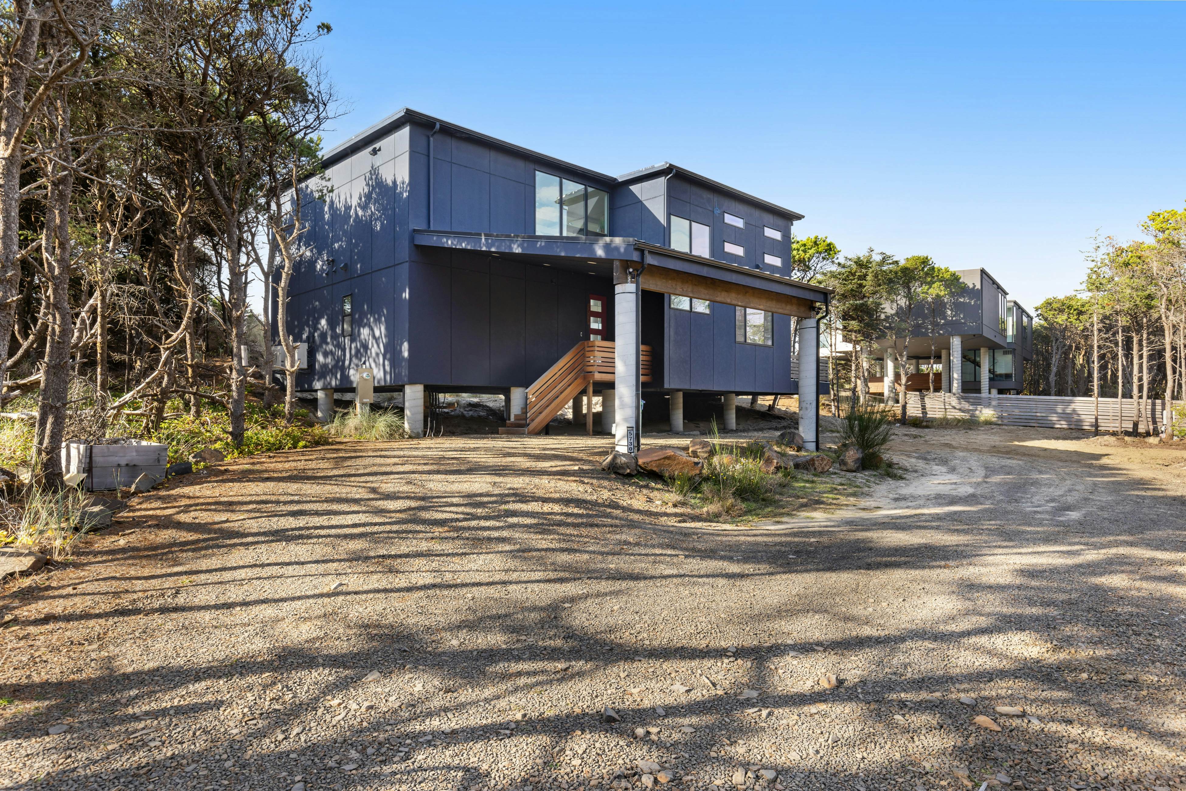 Beachfront designer paradise with amazing ocean view hot tub and shuffleboard
