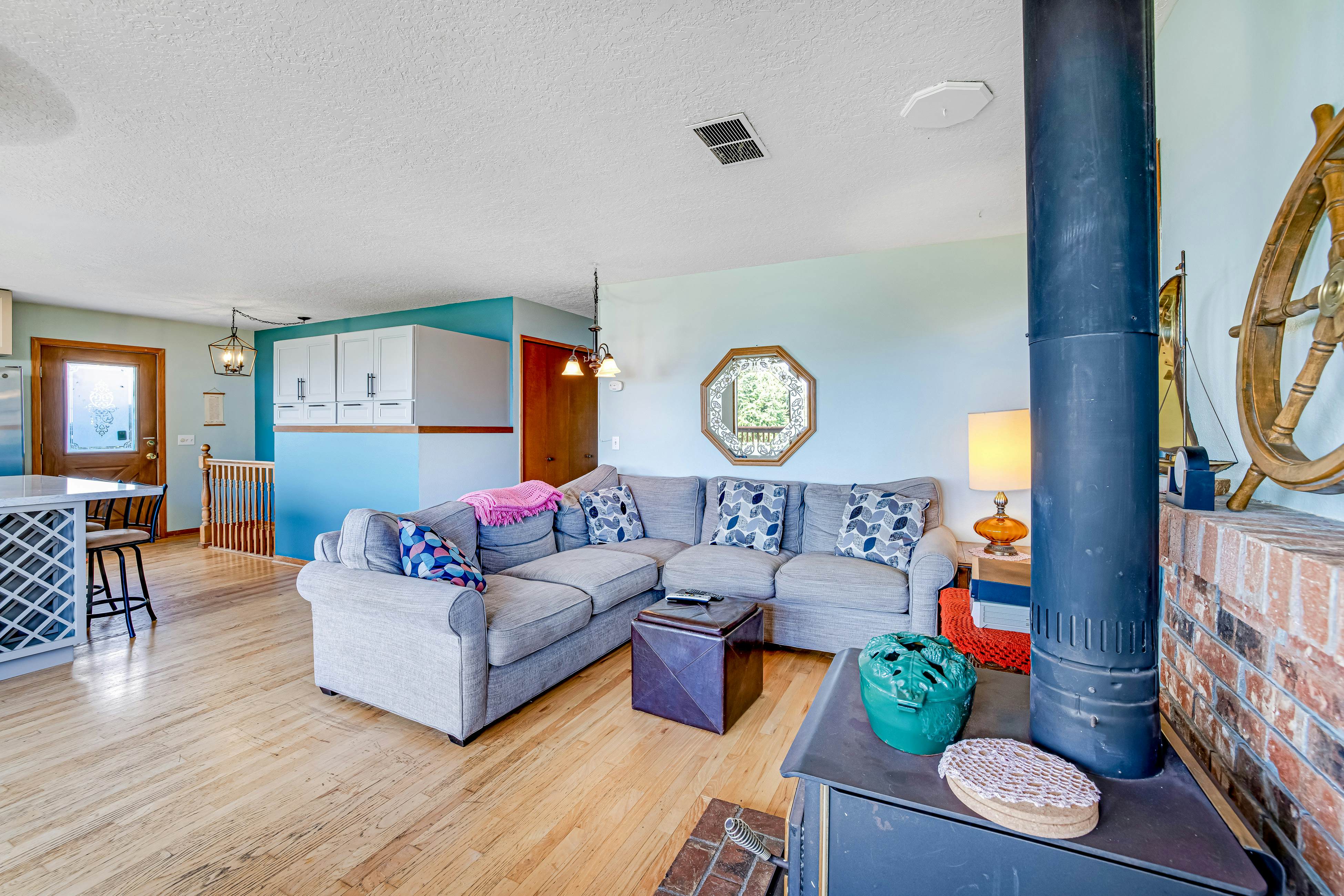 Dog-friendly, oceanview home  - one block to beach