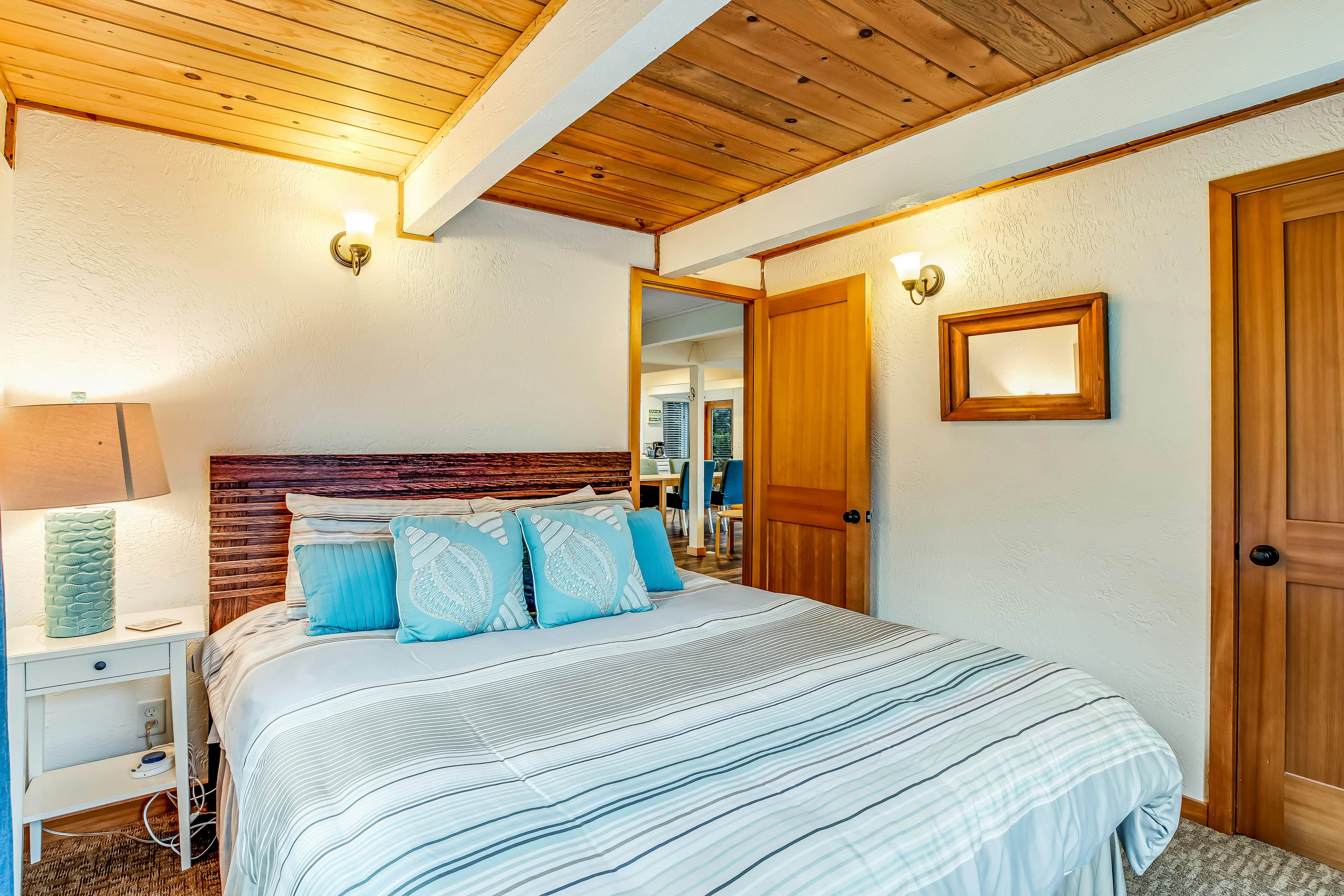 Ocean & lake view home with private hot tub & beach access