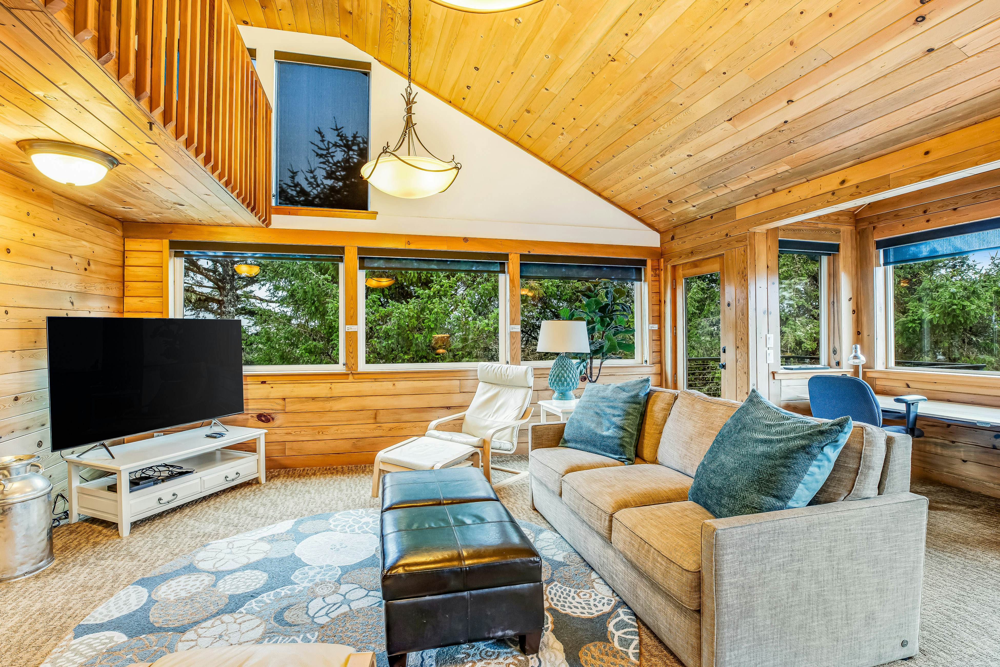 Ocean & lake view home with private hot tub & beach access