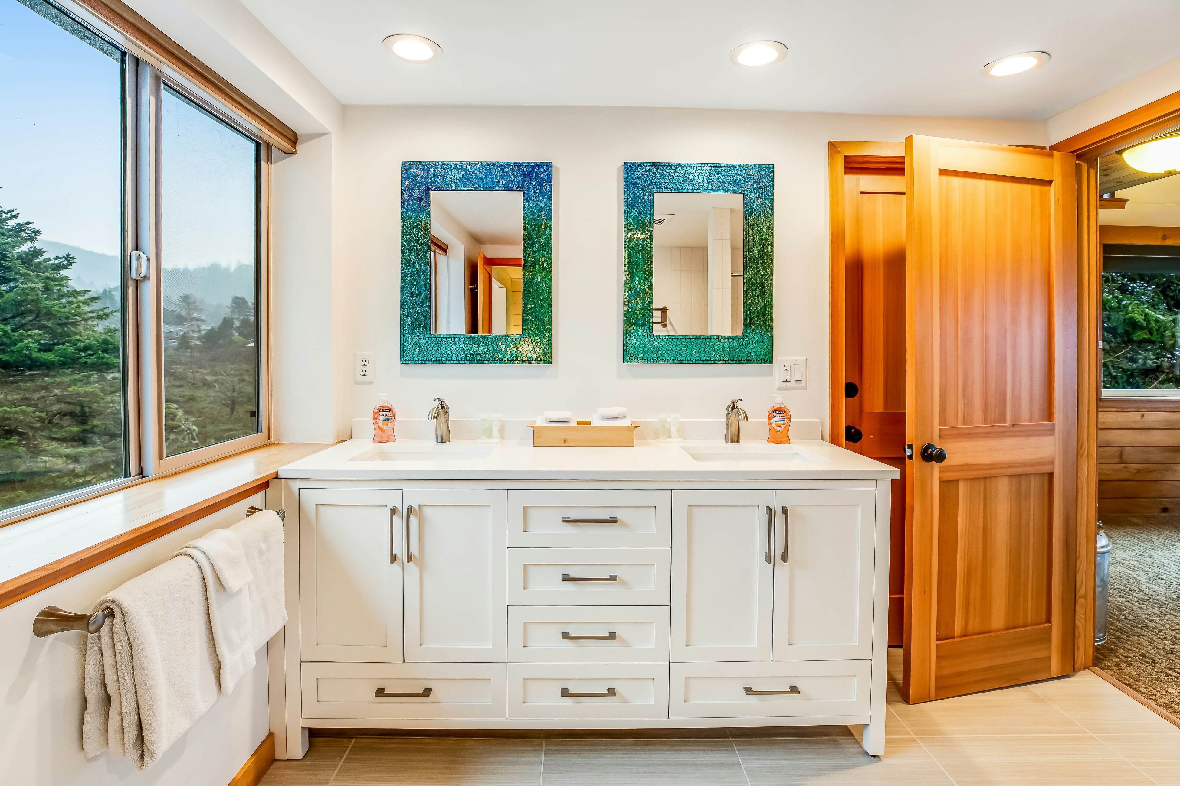 Ocean & lake view home with private hot tub & beach access