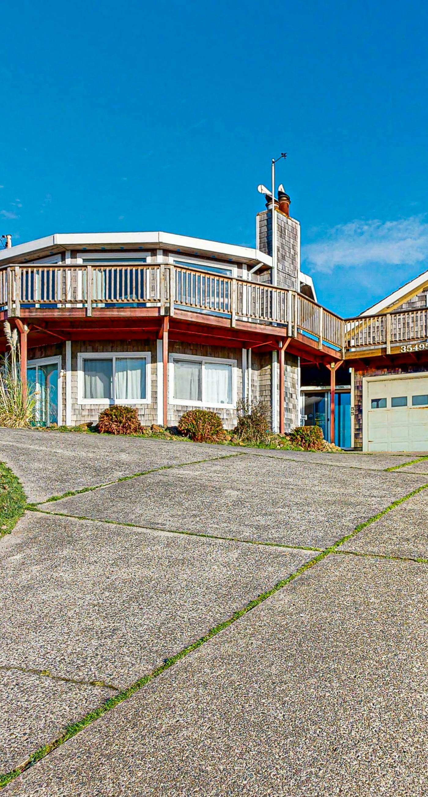 Spacious Dog Friendly Getaway with Boat Parking Perfect for Two Families