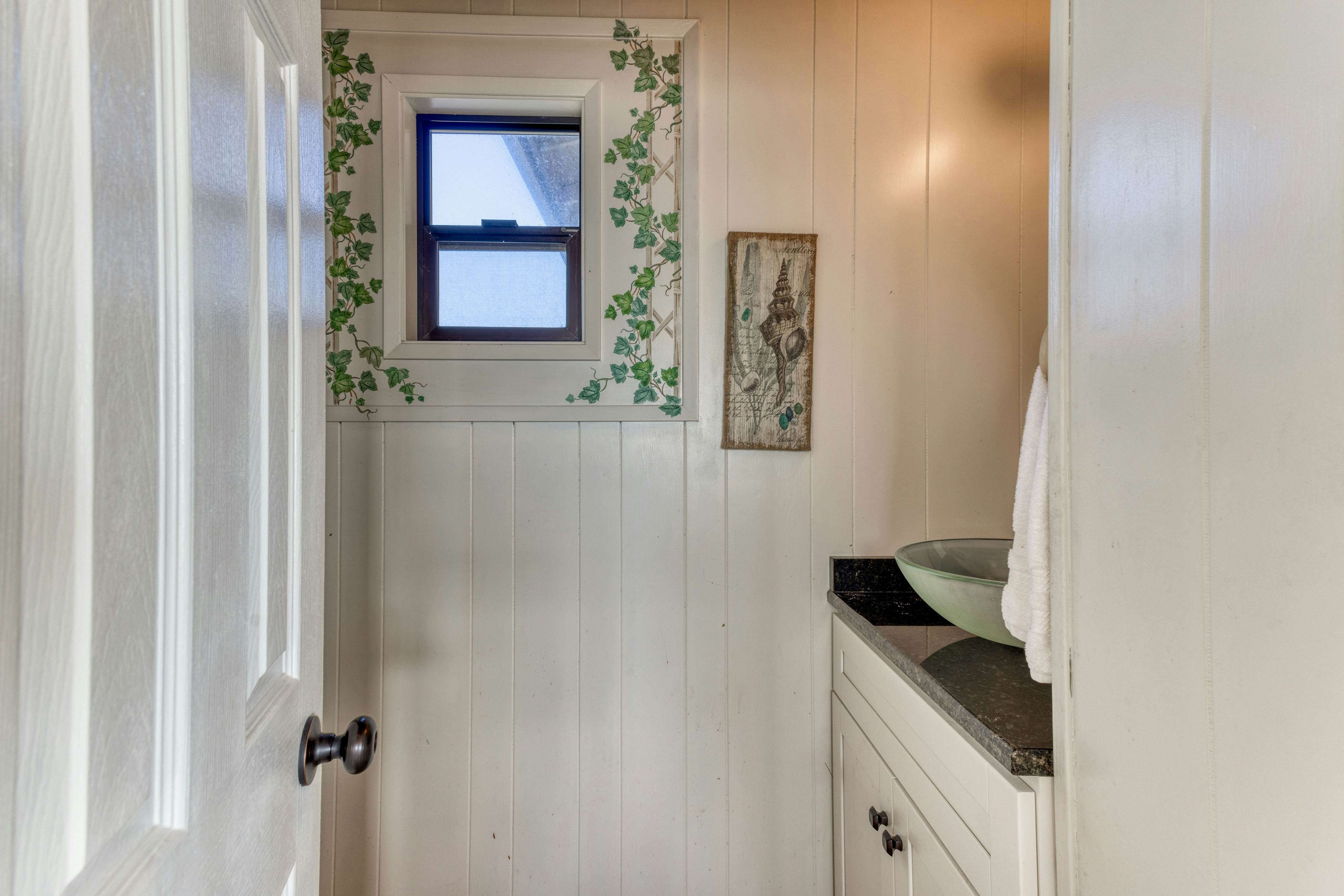 Beachfront home with ocean-view hot tub & wood-burning fireplace - dog-friendly