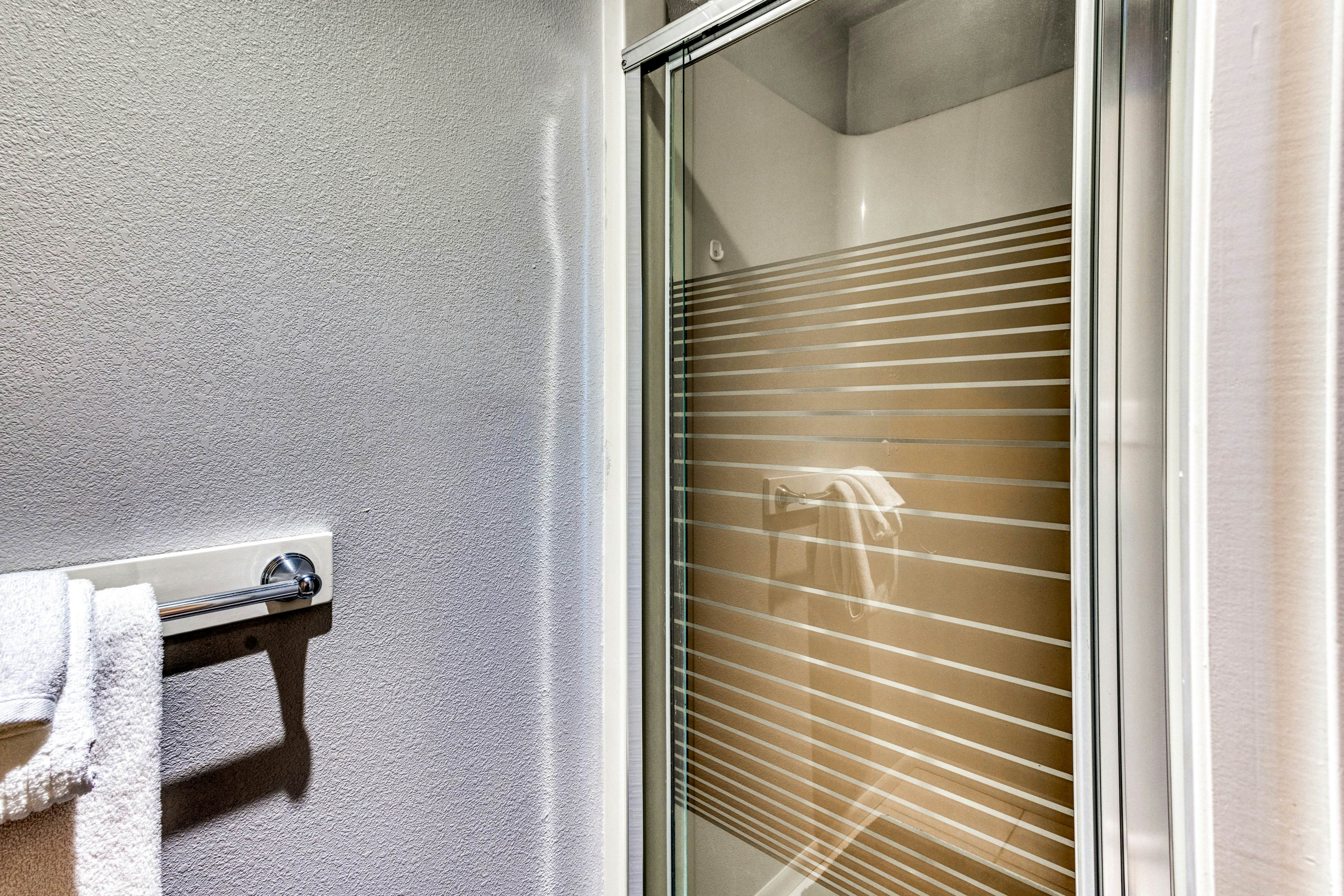 Beachfront home with ocean-view hot tub & wood-burning fireplace - dog-friendly