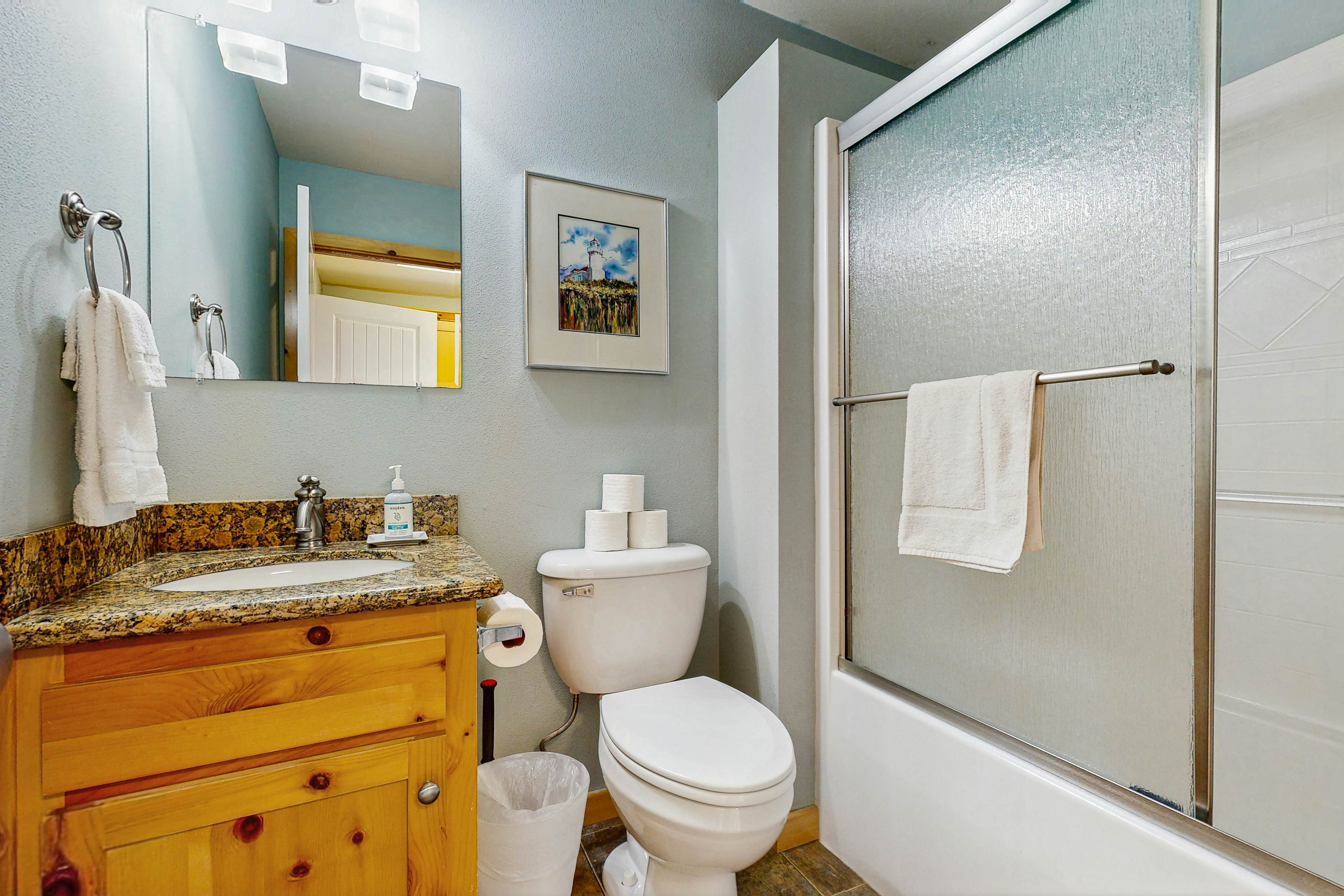 Dog-friendly Neskowin Village home w/ ocean views, private hot tub, & patio