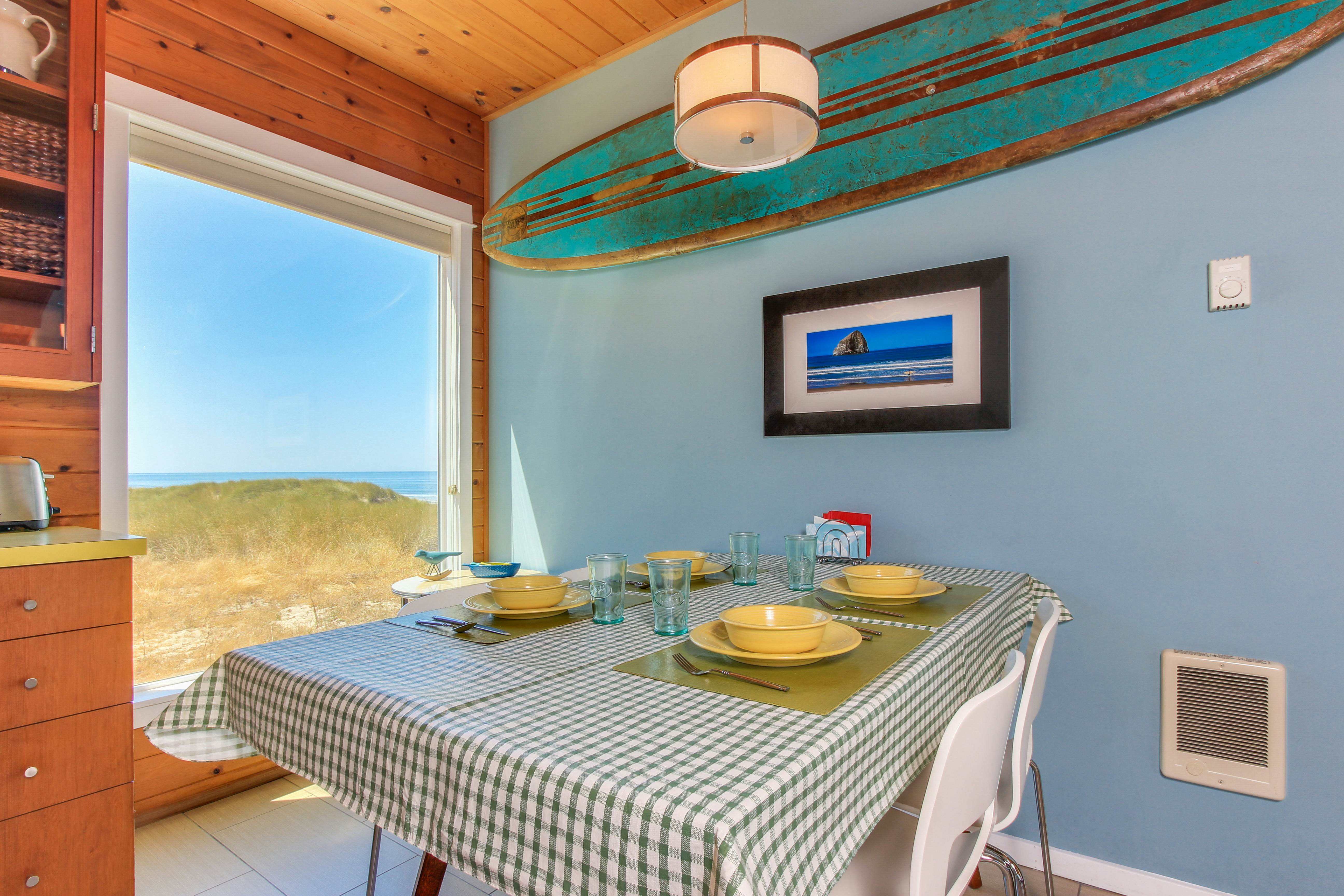 Modern, oceanfront home w/ stunning ocean views & nearby beach access