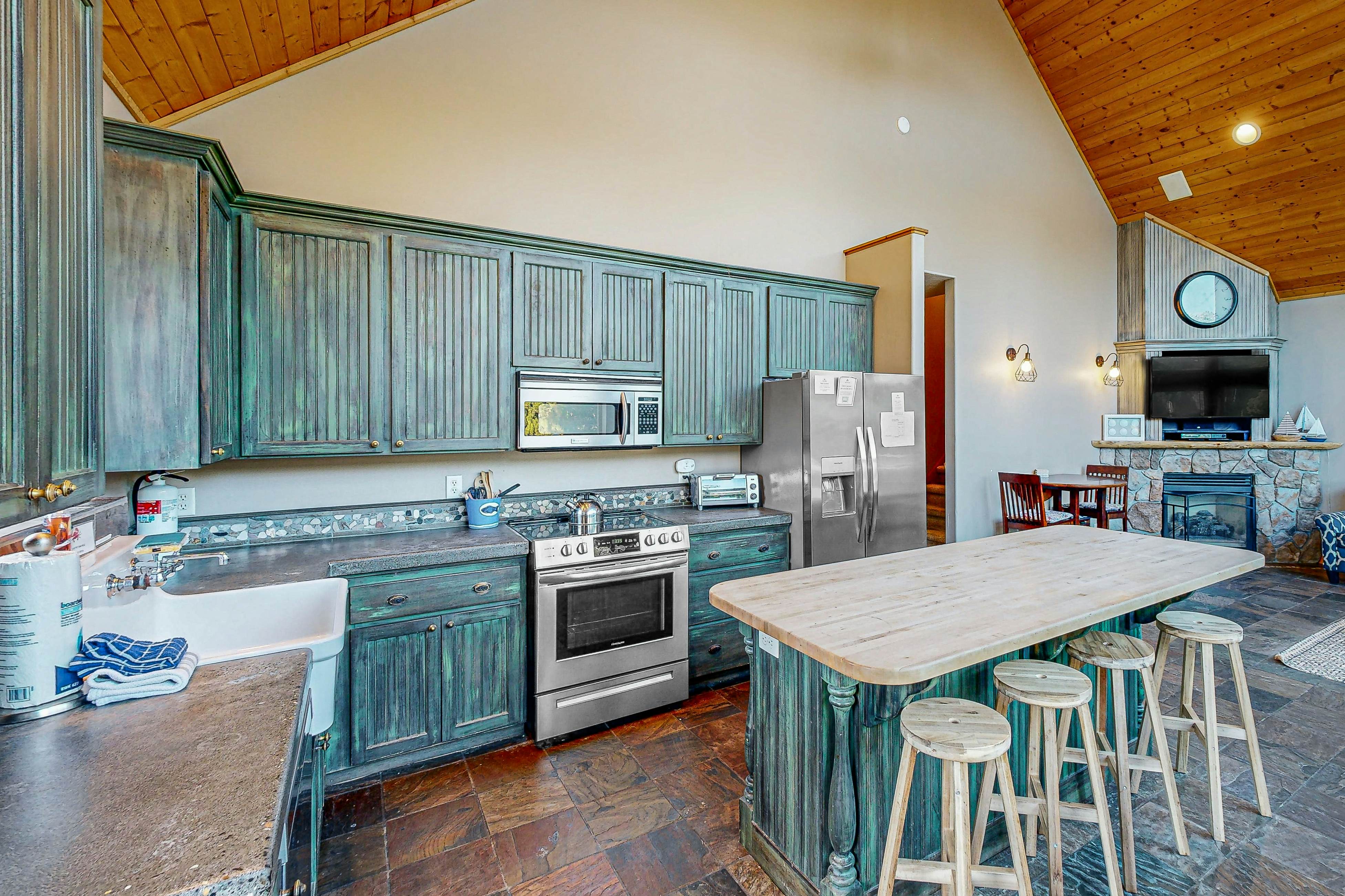 Spacious Home with Private Hot Tub & Ocean Views - One Block to the Beach