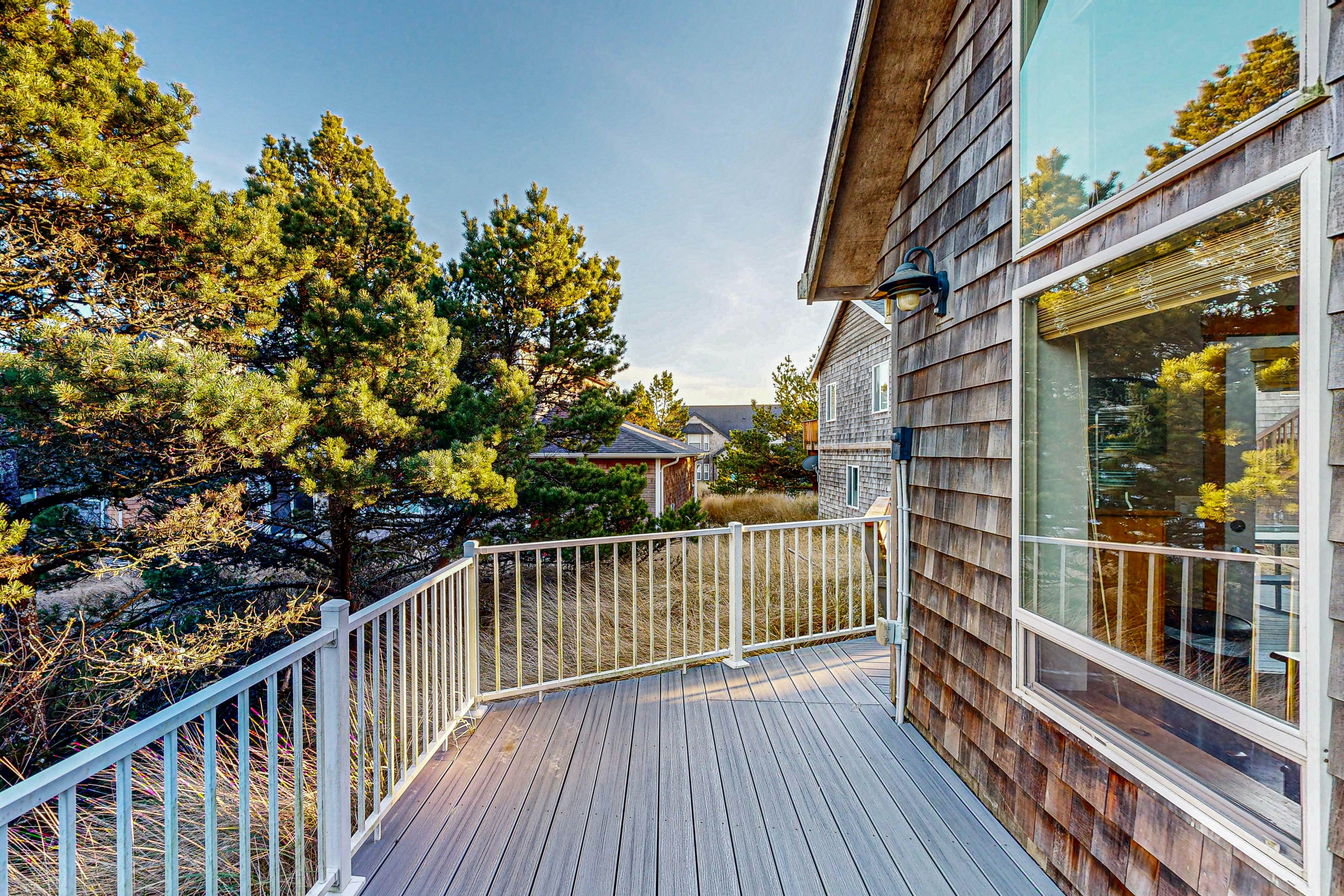 Spacious Home with Private Hot Tub & Ocean Views - One Block to the Beach