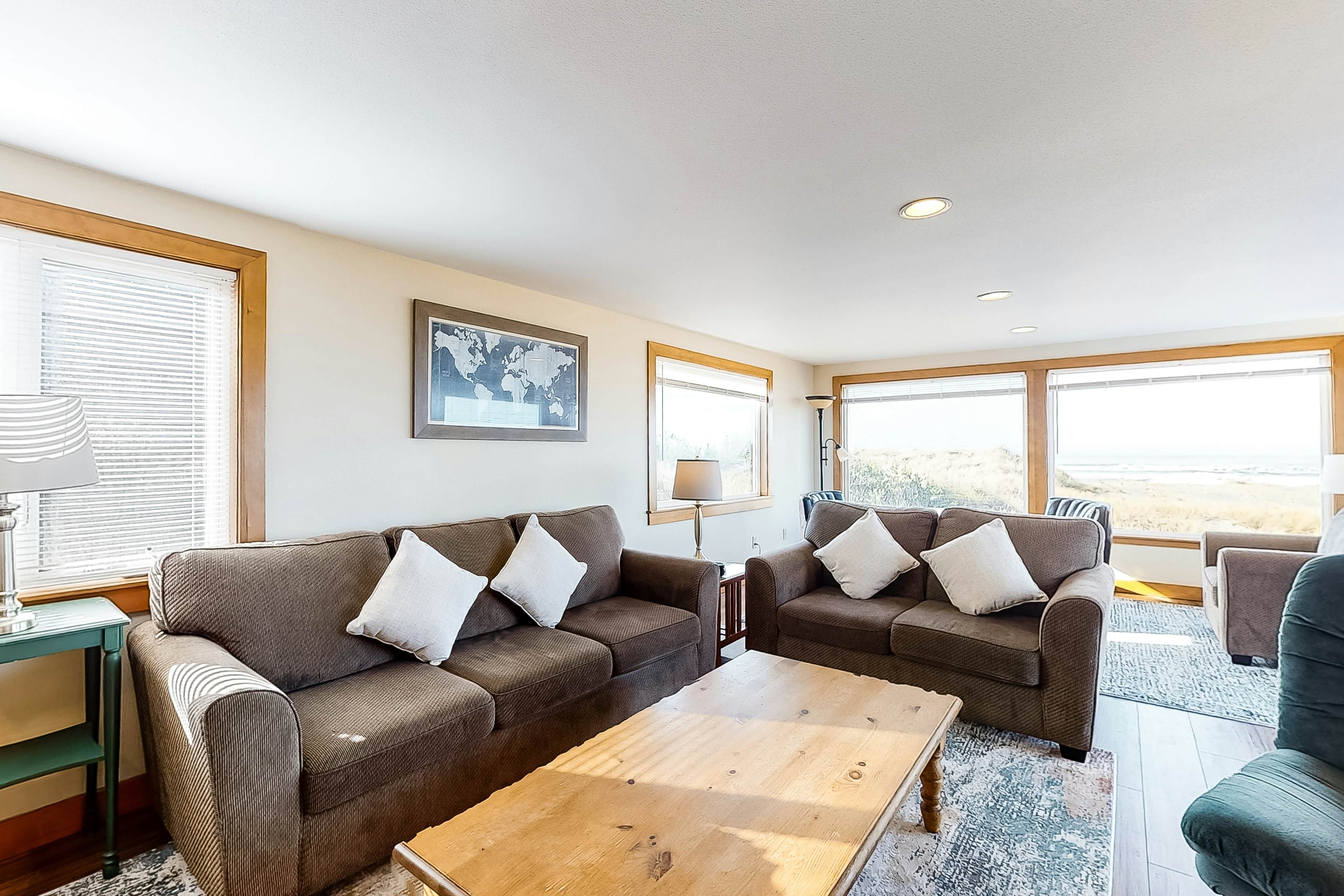 Beautiful oceanfront home w/ a gorgeous view