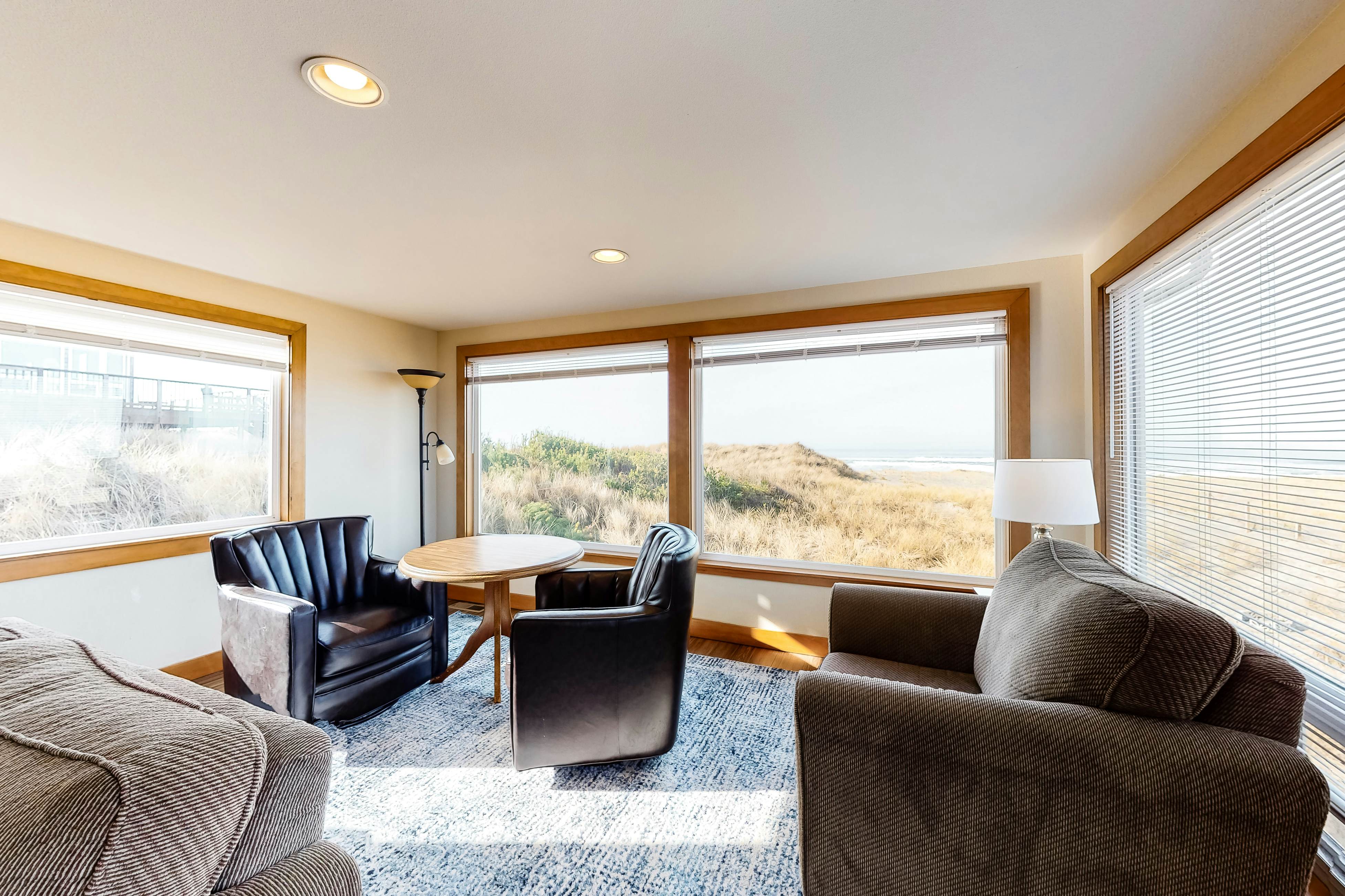 Beautiful oceanfront home w/ a gorgeous view