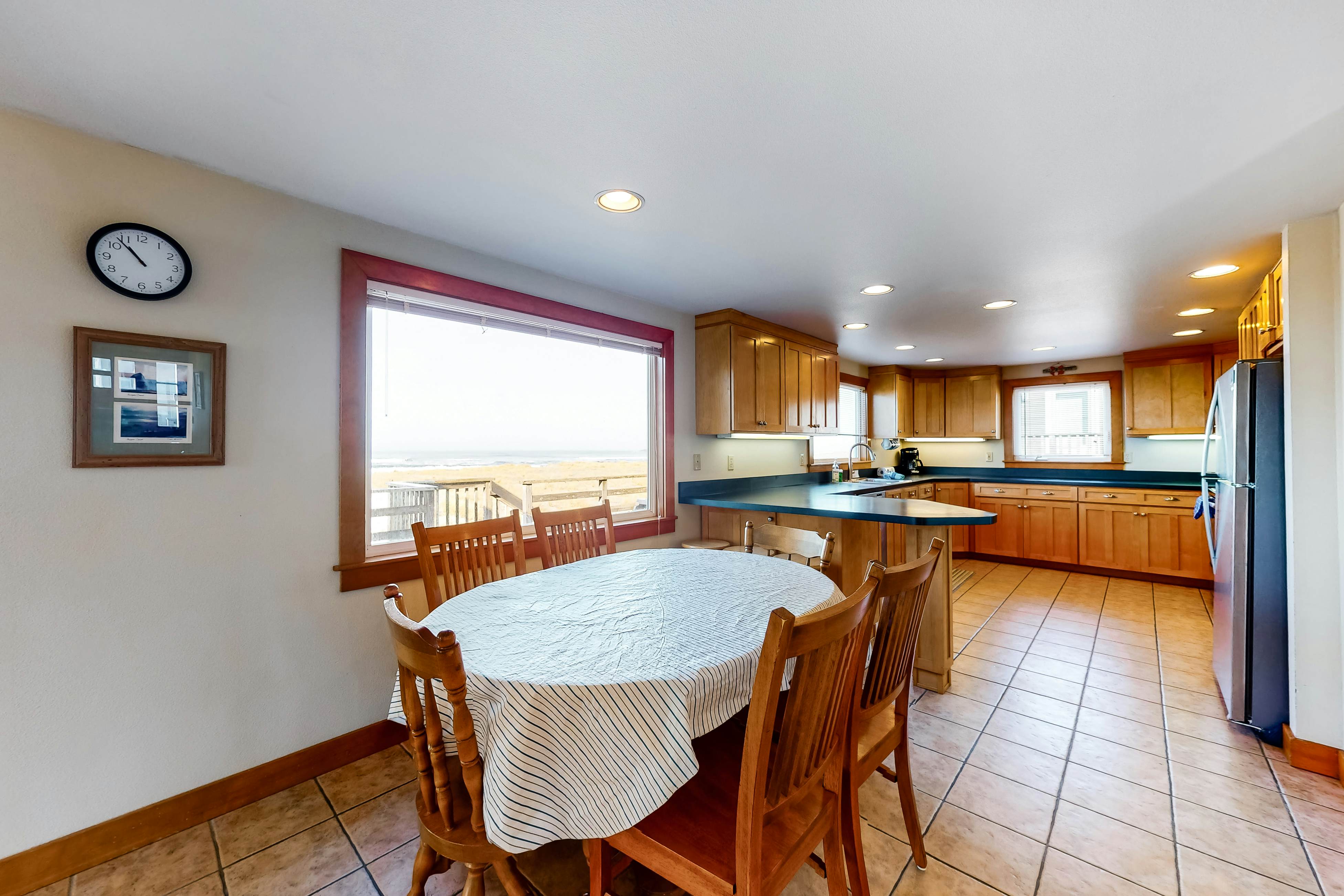 Beautiful oceanfront home w/ a gorgeous view