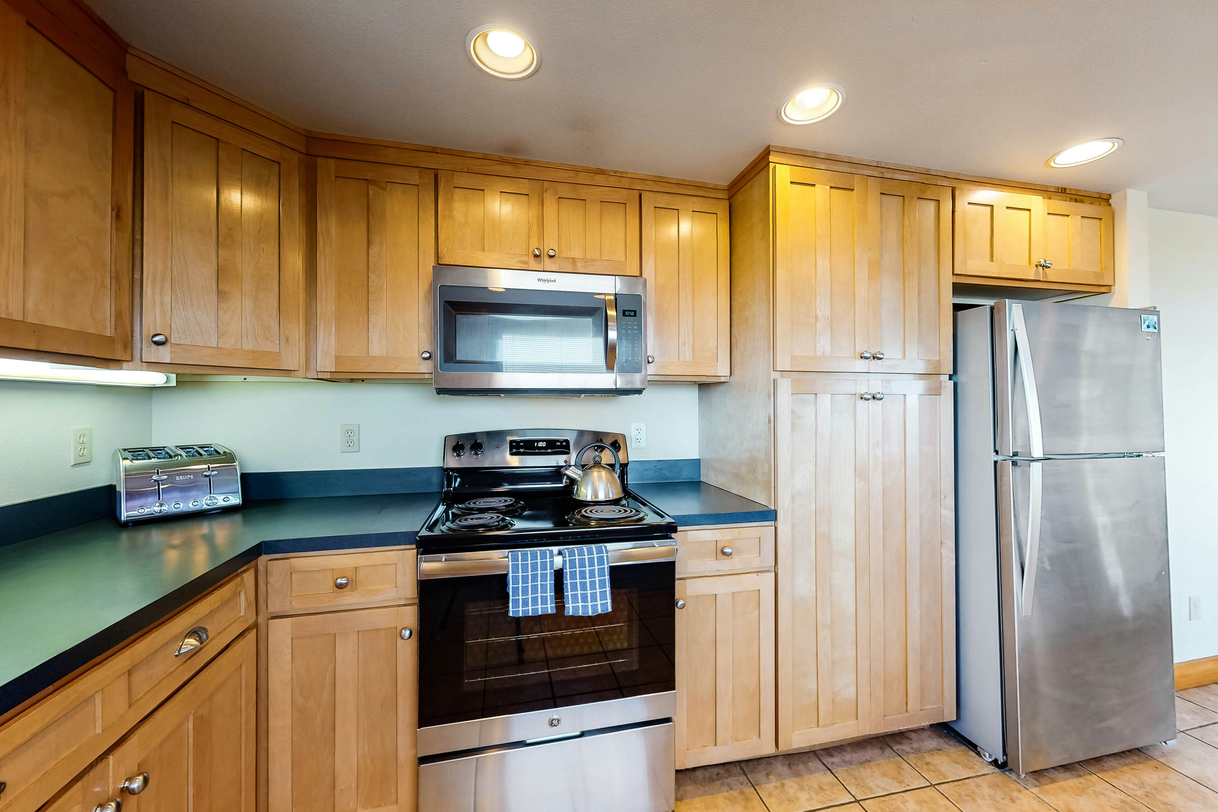 Beautiful oceanfront home w/ a gorgeous view