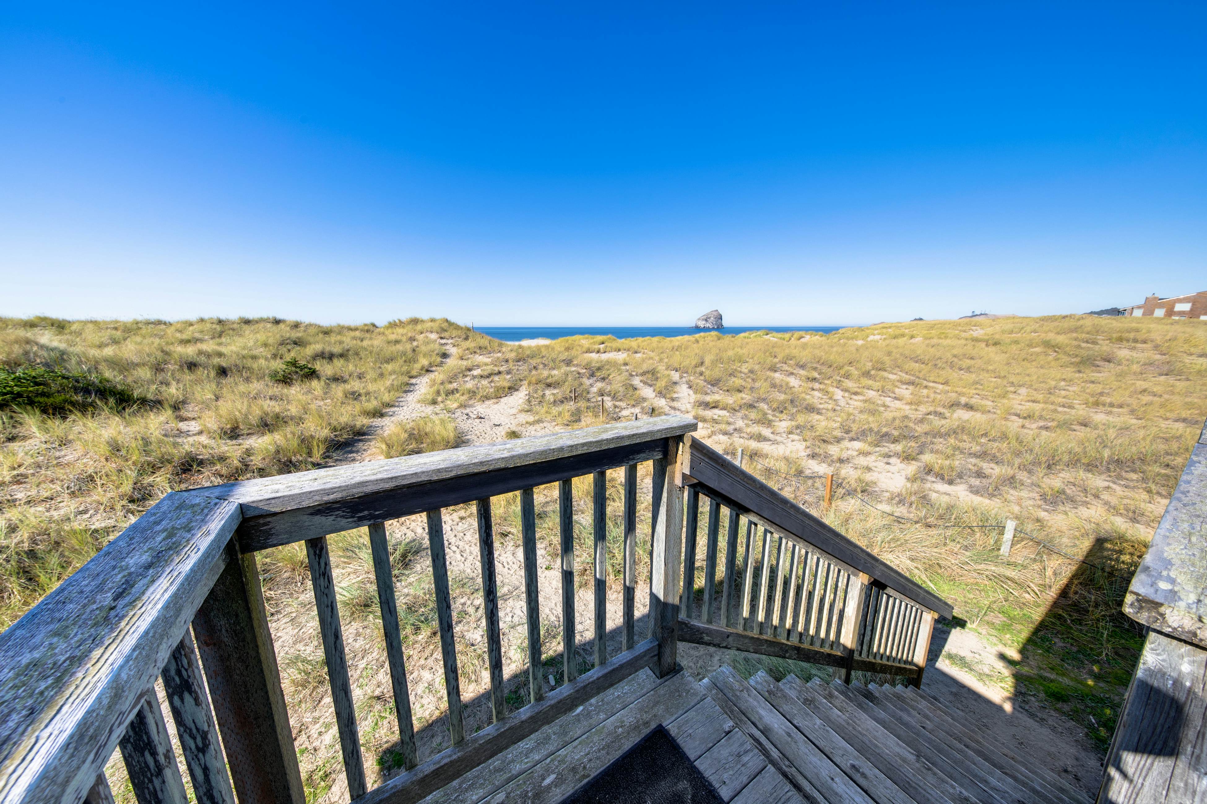 Beautiful oceanfront home w/ a gorgeous view