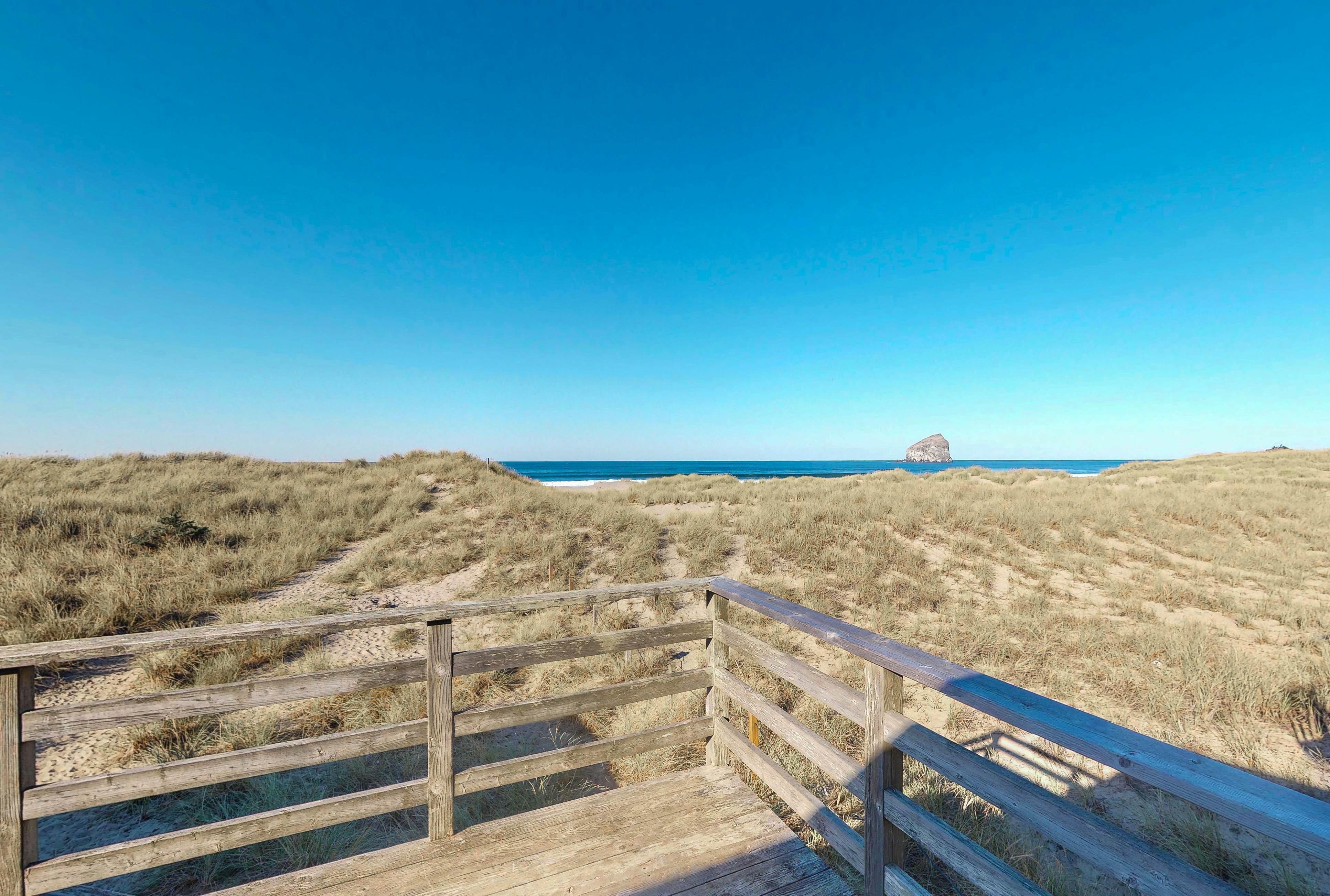 Beautiful oceanfront home w/ a gorgeous view